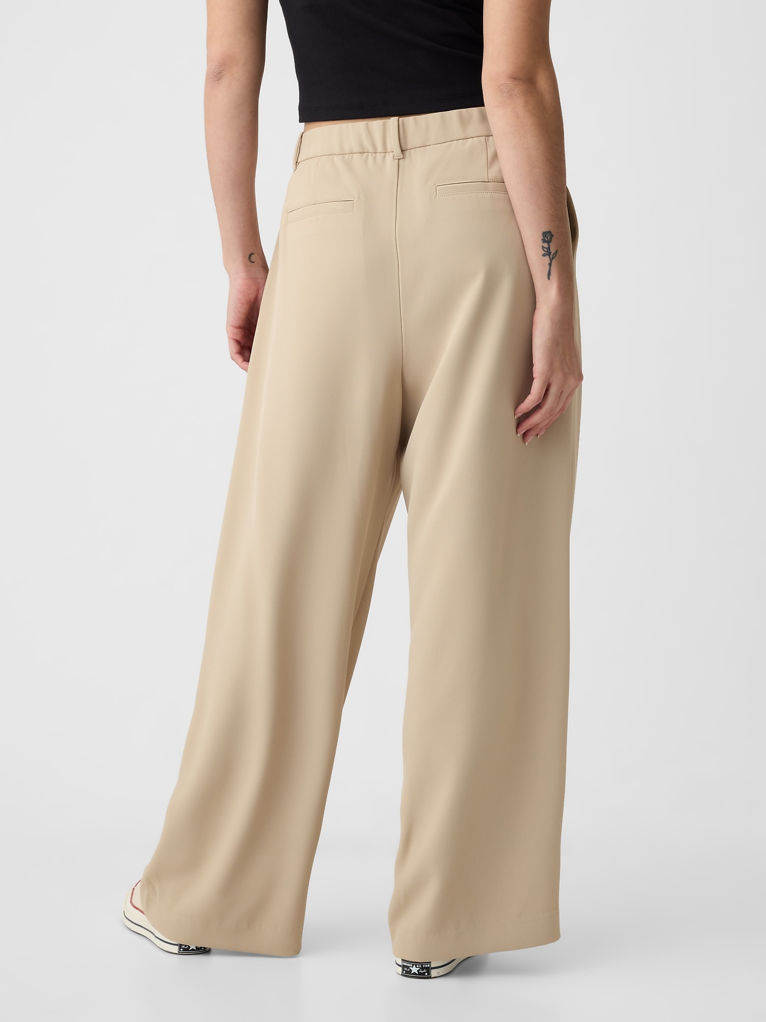 Pantaloni chino pentru femei GAP - bej