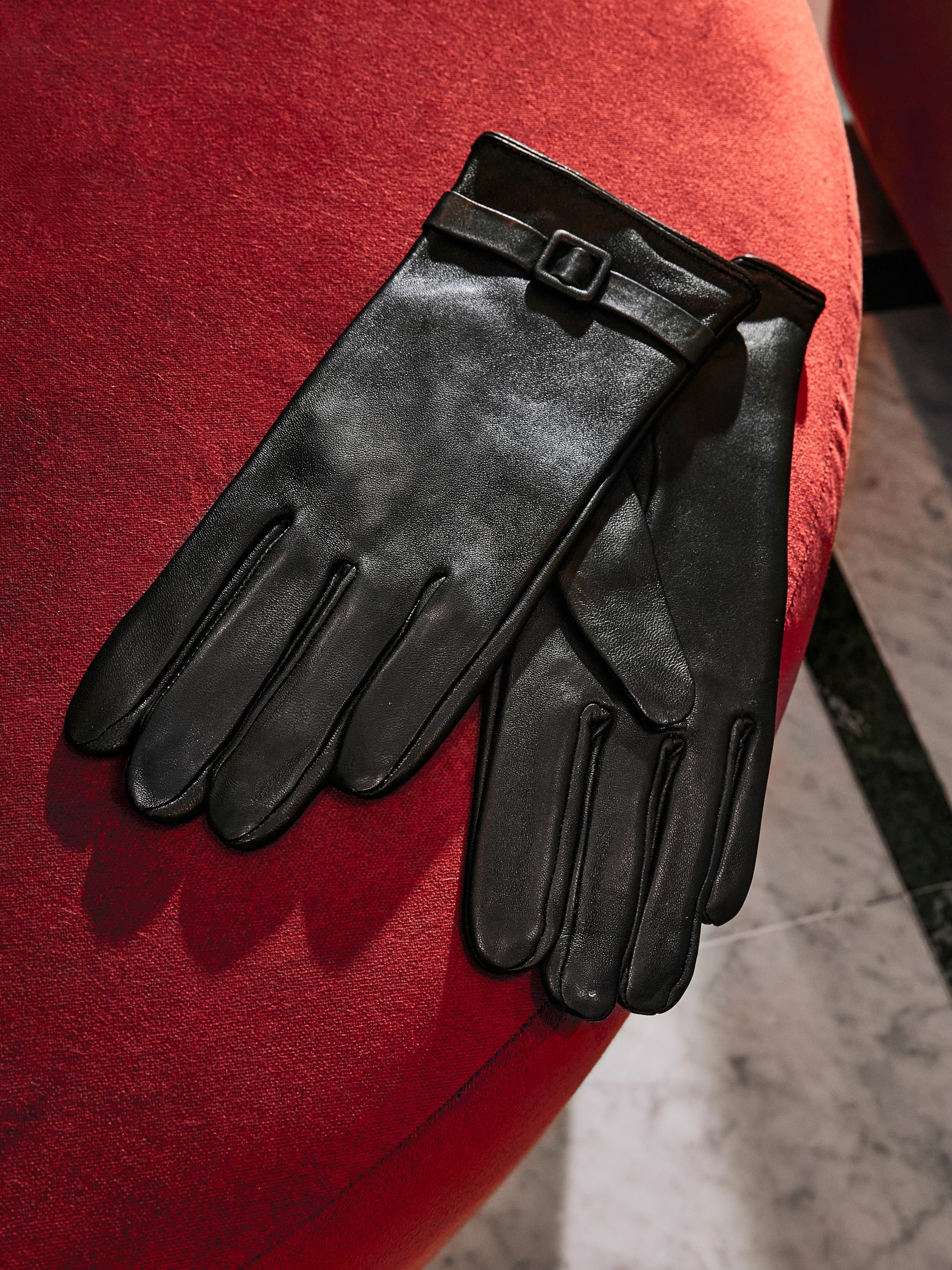 Black women&#039;s gloves ORSAY - Women&#039;s