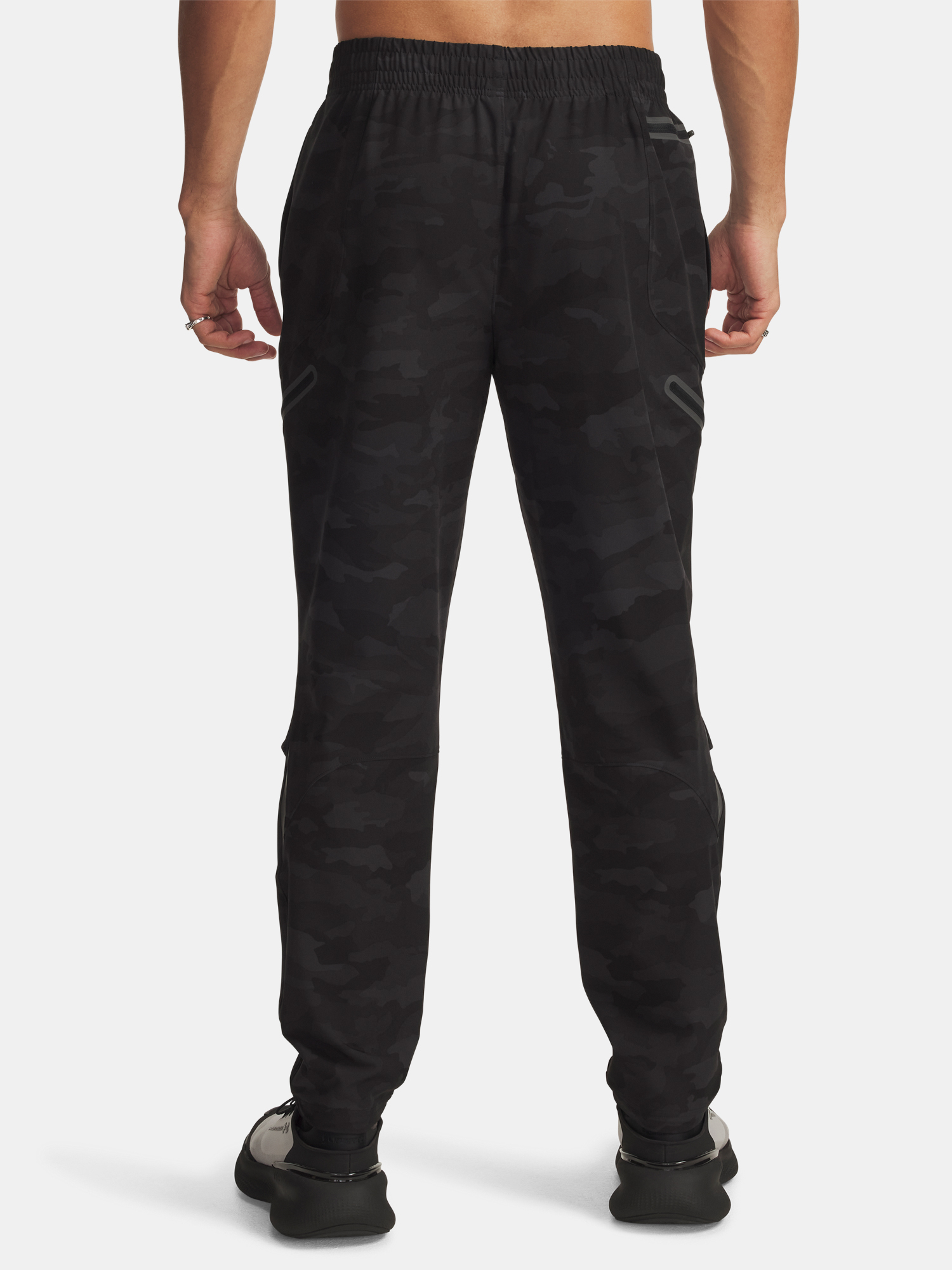 Men's Sports Pants Under Armour UA Unstoppable Cargo Pant-BLK - Men