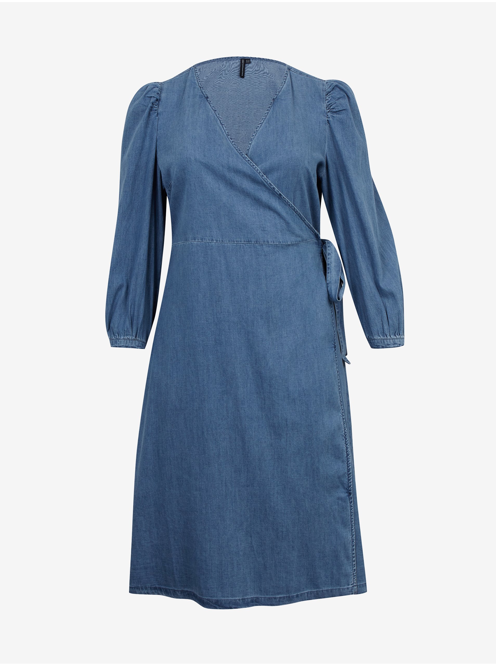 Levně Modré dámské džínové zavinovací šaty ONLY CARMAKOMA Irina - Dámské