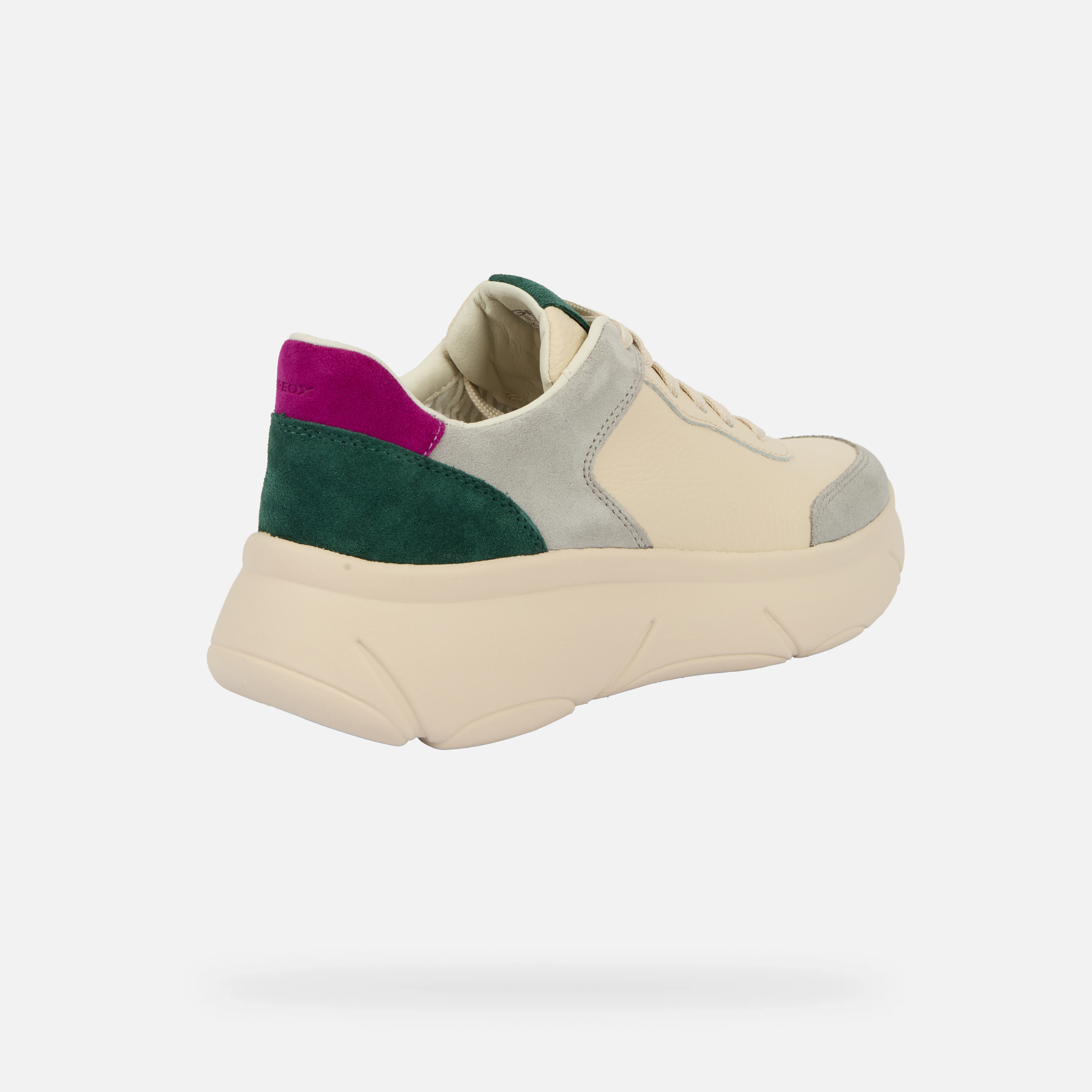 Cream Women's Sneakers Geox Nebula 2.0 X - Women's