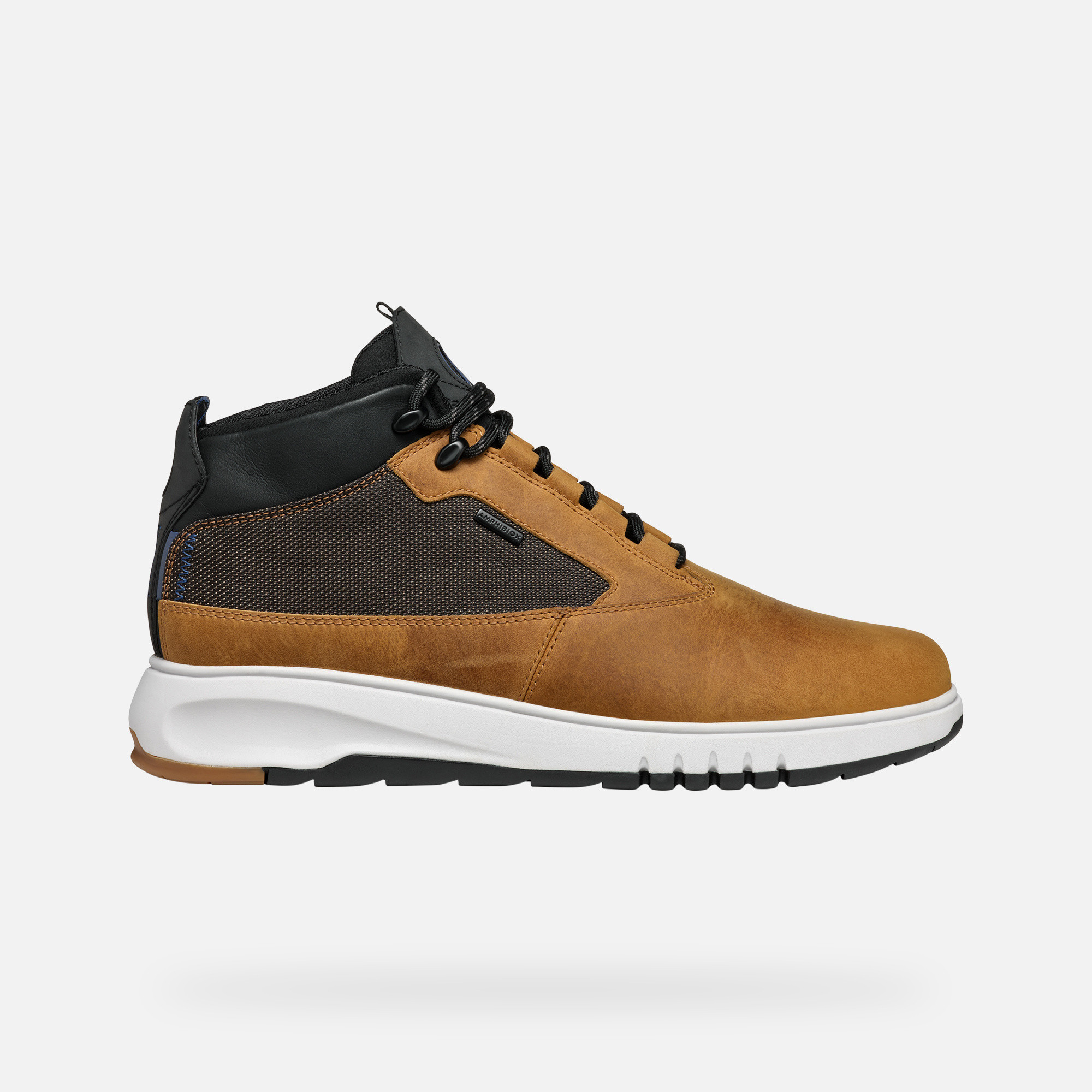 Teniși maro deschis pentru bărbați Geox Aerantis 4x4 B ABX