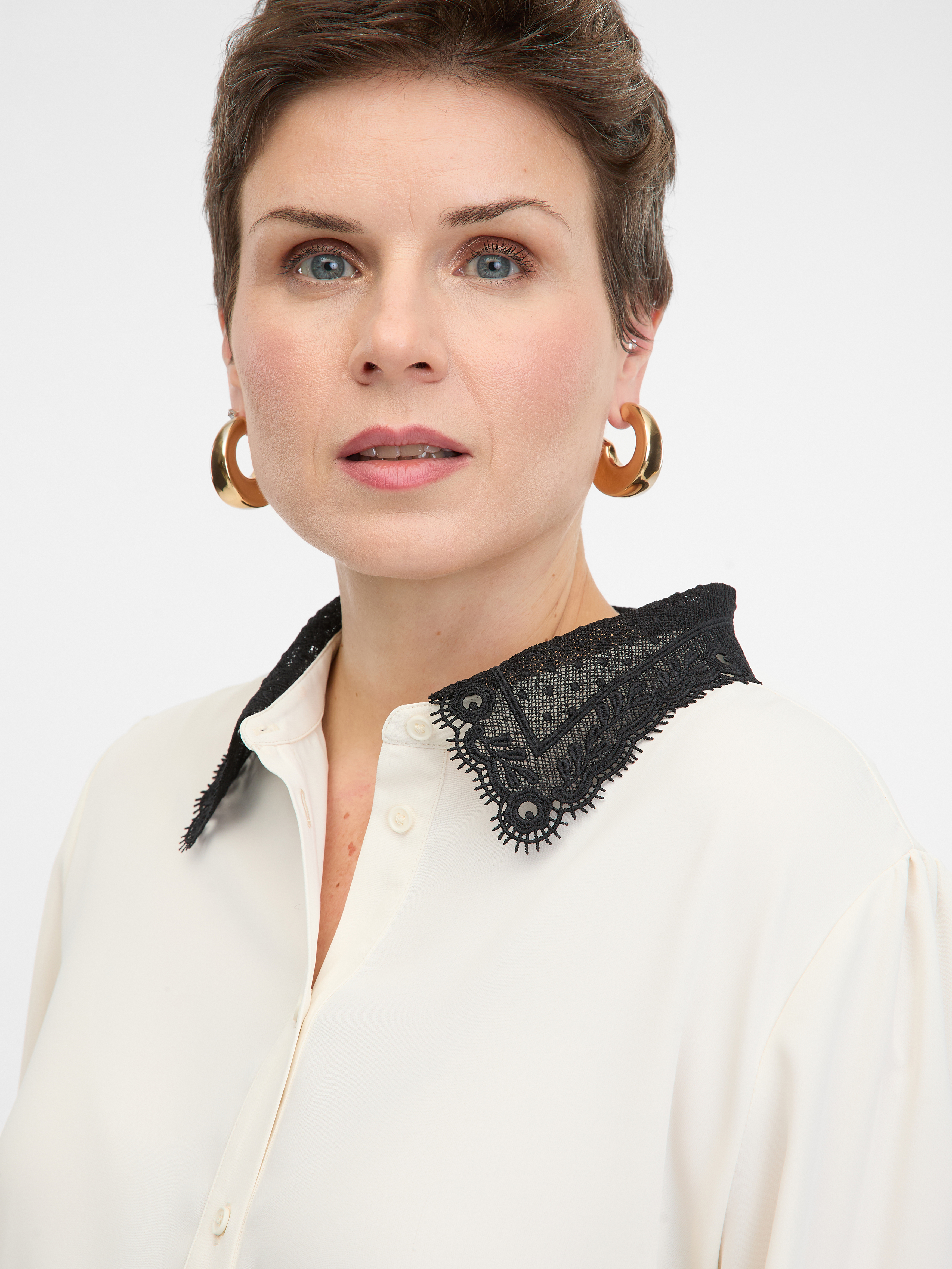 Cream women's shirt with contrasting collar ORSAY - Women's