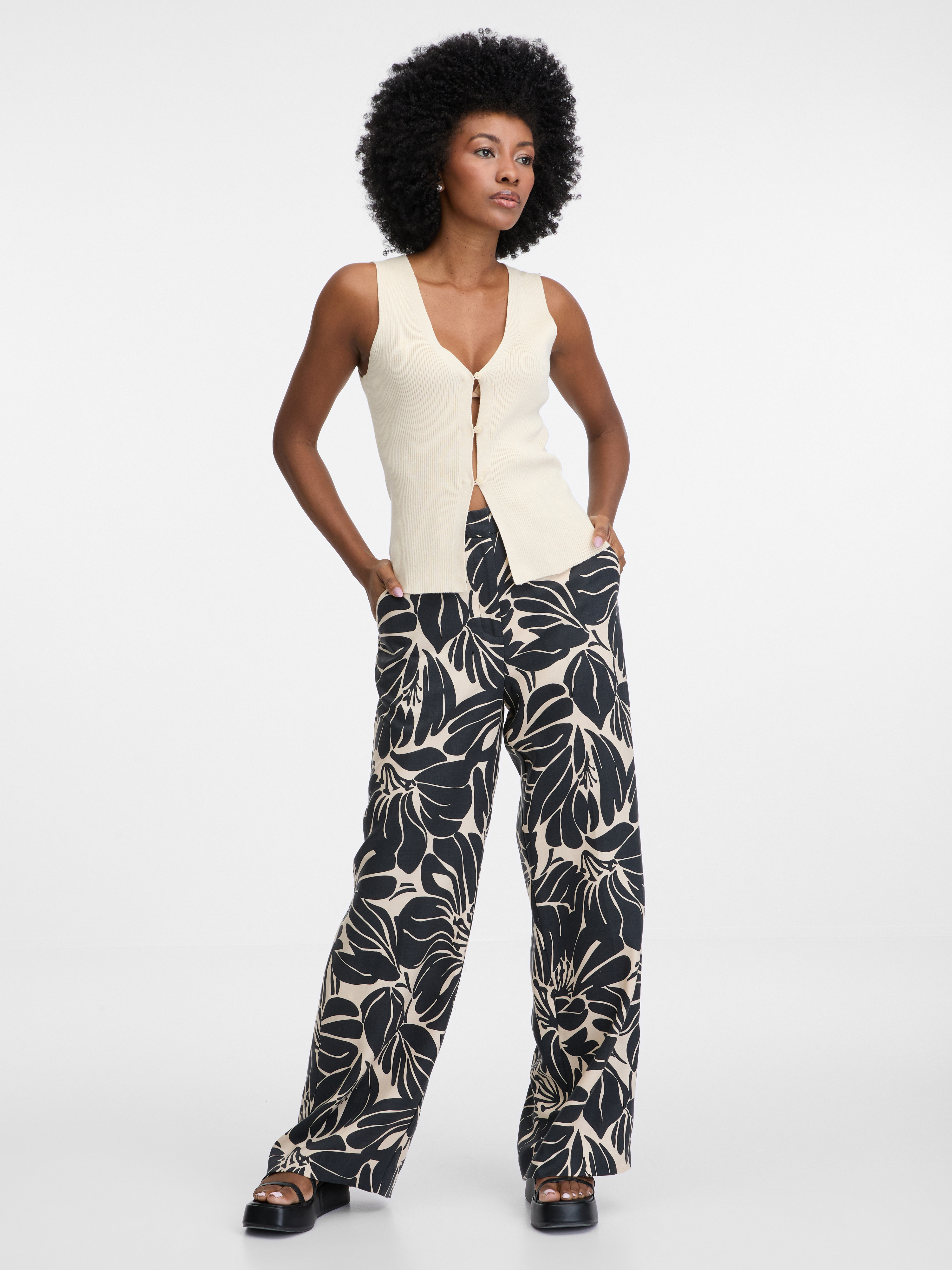 Veste pentru femei ORSAY - bej