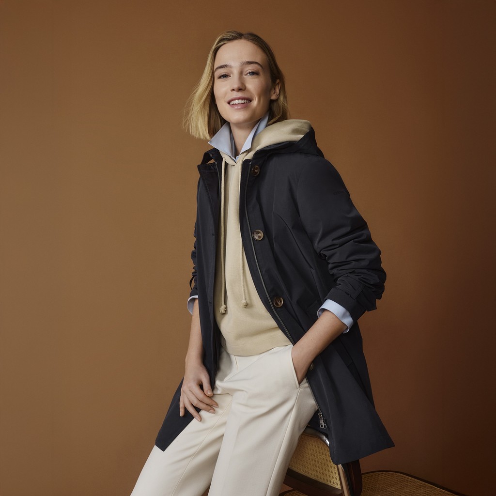 Дамска черна парка Geox Claudin