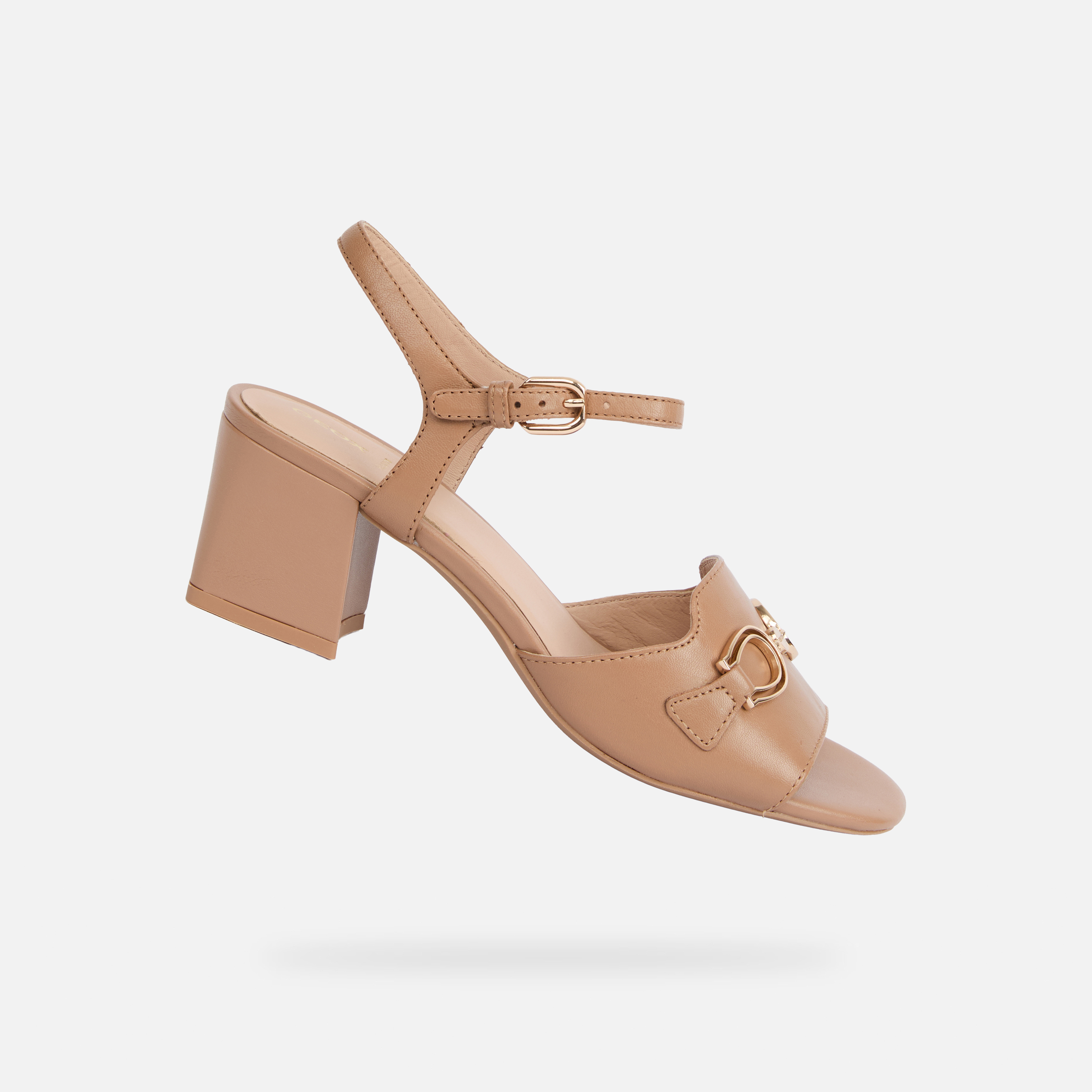 Бежови дамски сандали Geox New Eraklia