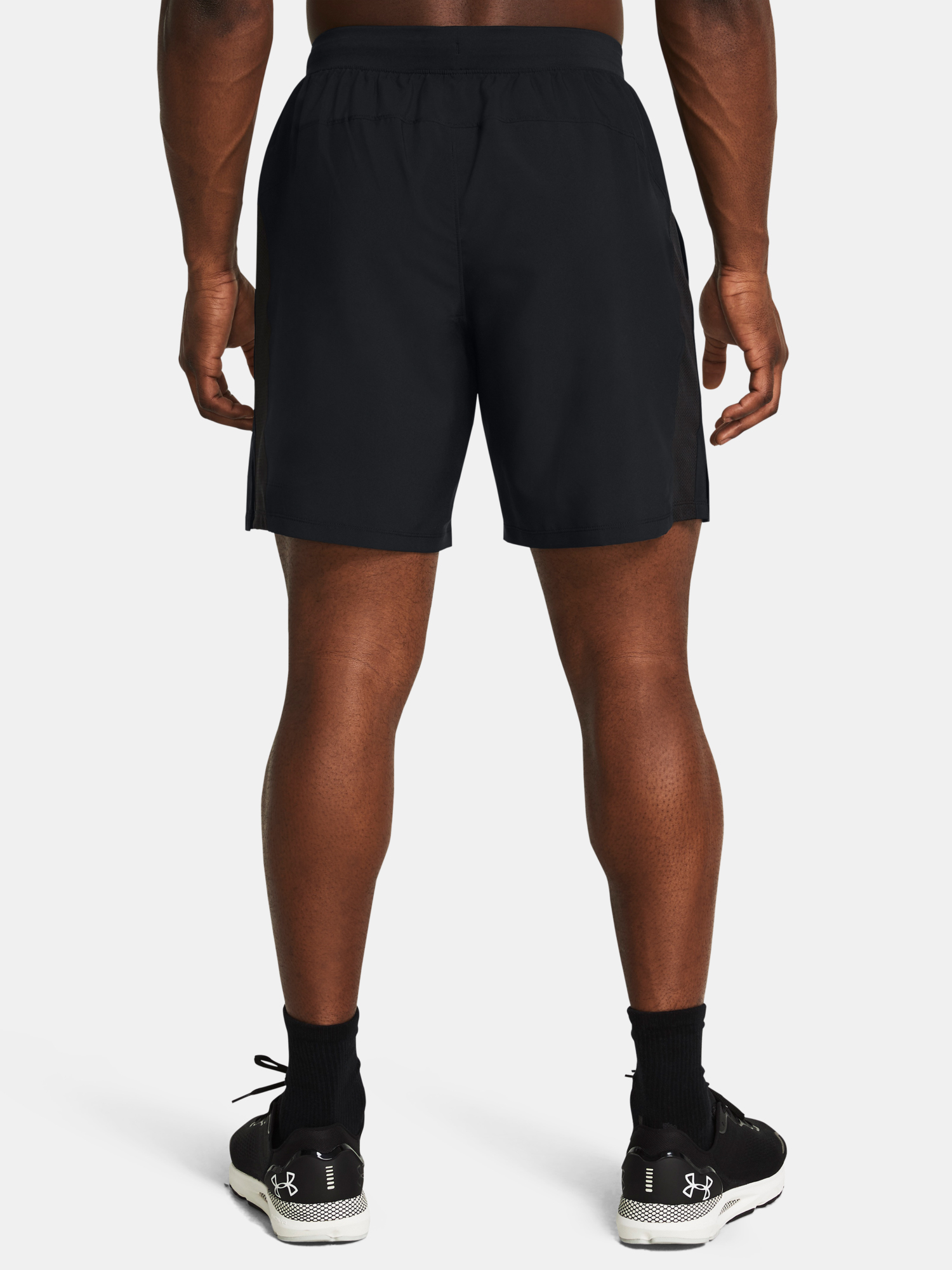 Under Armour Men&#039;s Shorts UA LAUNCH 7&#039;&#039; UNLINED SHORTS - Men