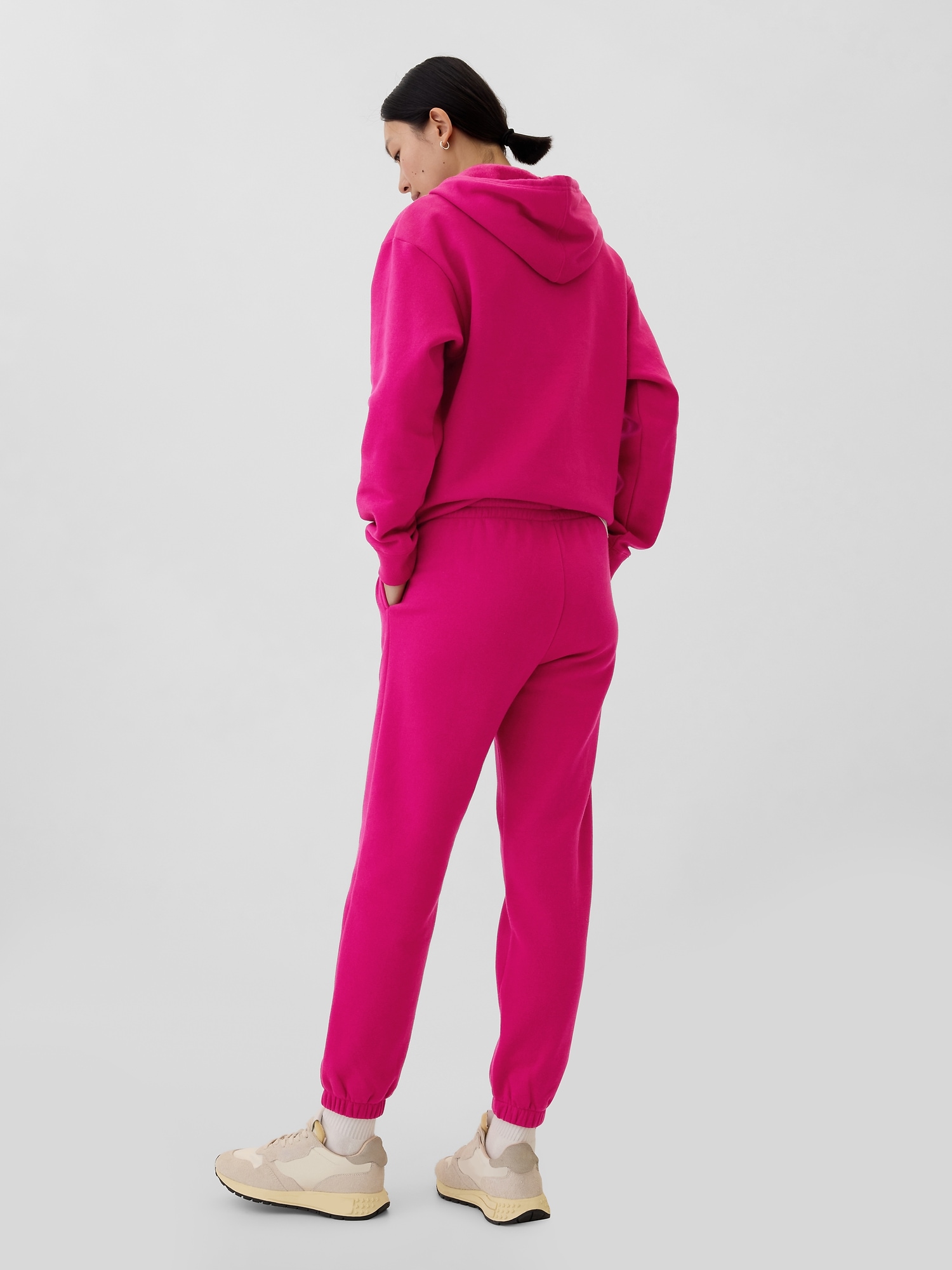 GAP Sweatpants with logo - Women&#039;s