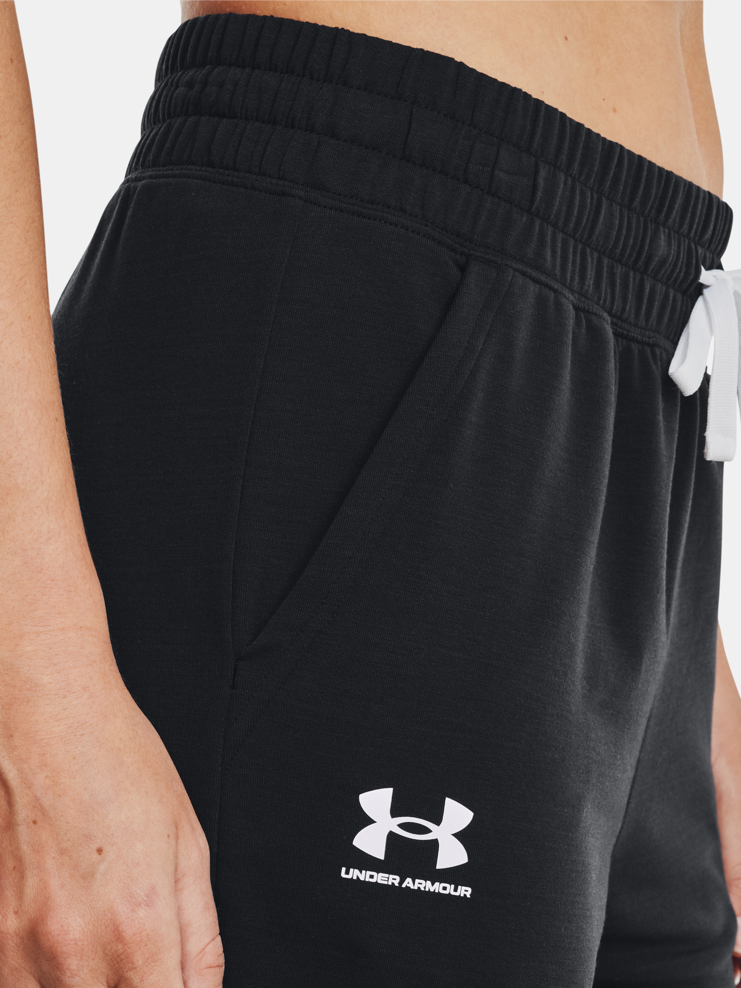 Pantaloni de trening dama Under Armour
