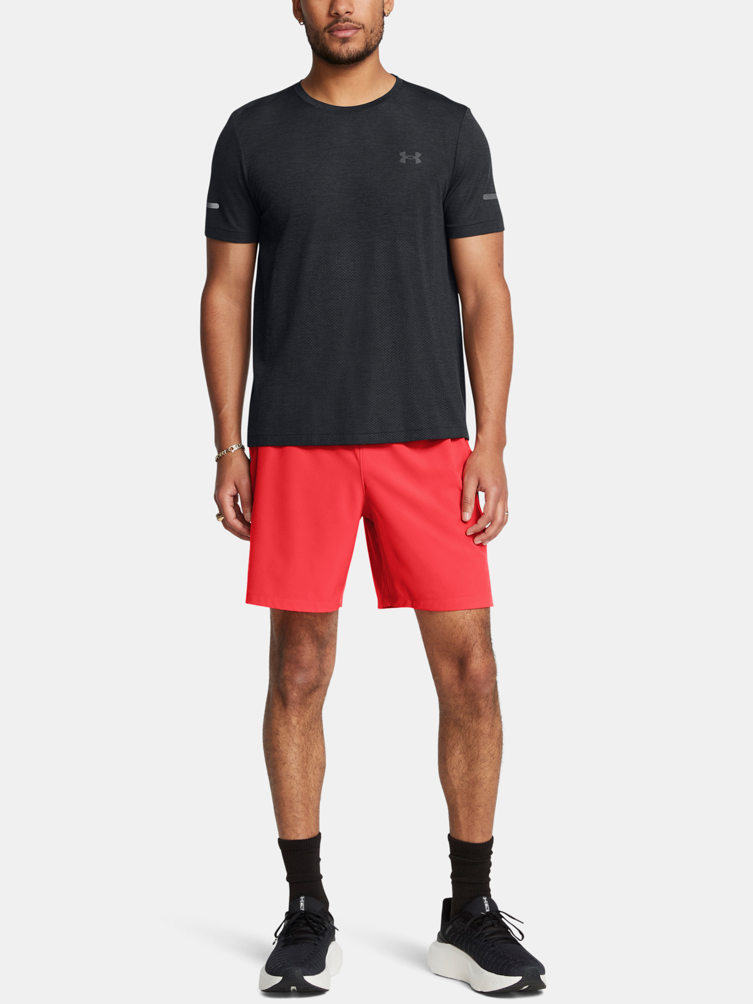Men&#039;s shorts Under Armour UA LAUNCH PRO 7&#039;&#039; SHORTS-RED - Men