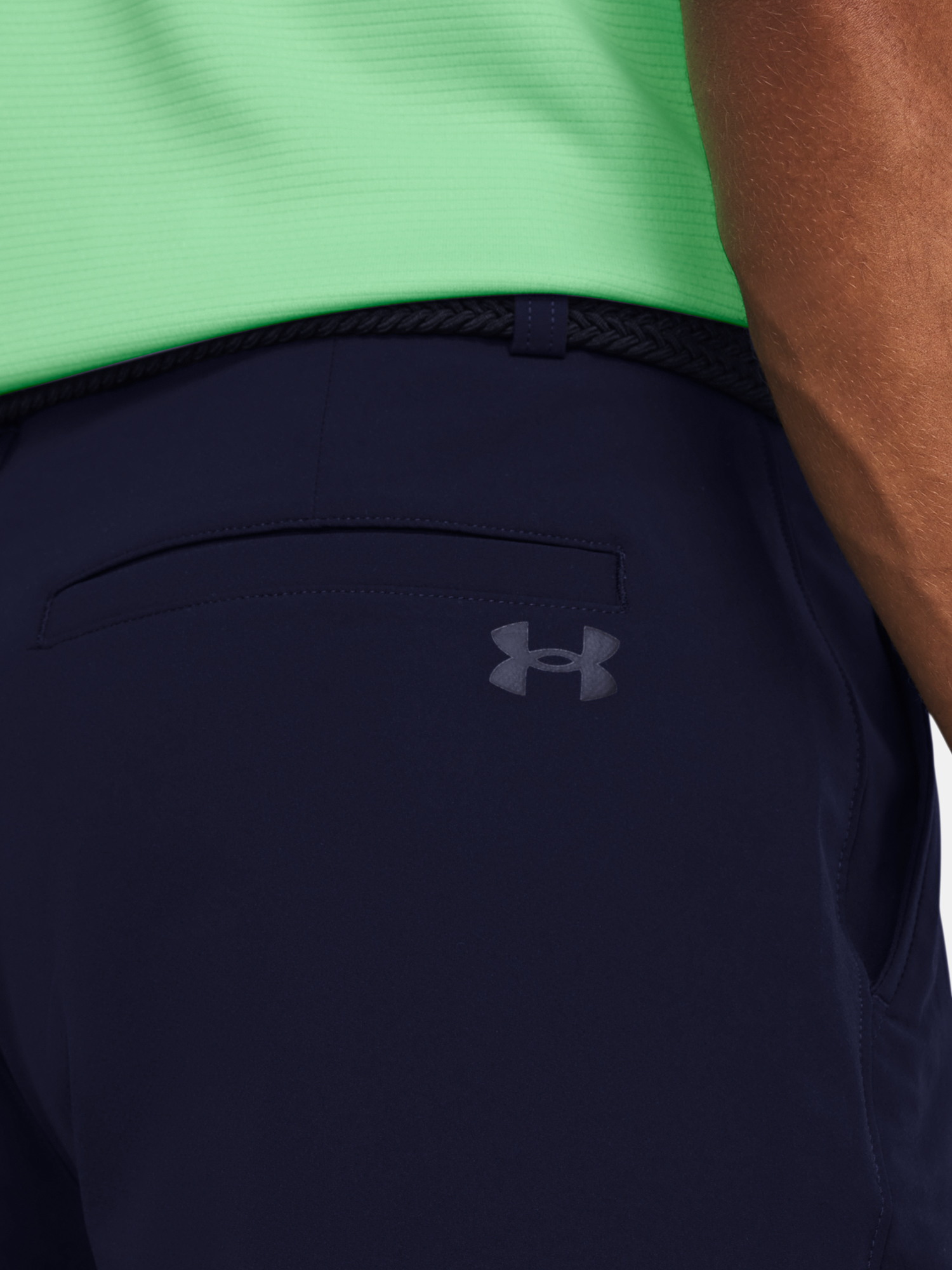Pantaloni si pantaloni scurti pentru barbati Under Armour - albastru inchis