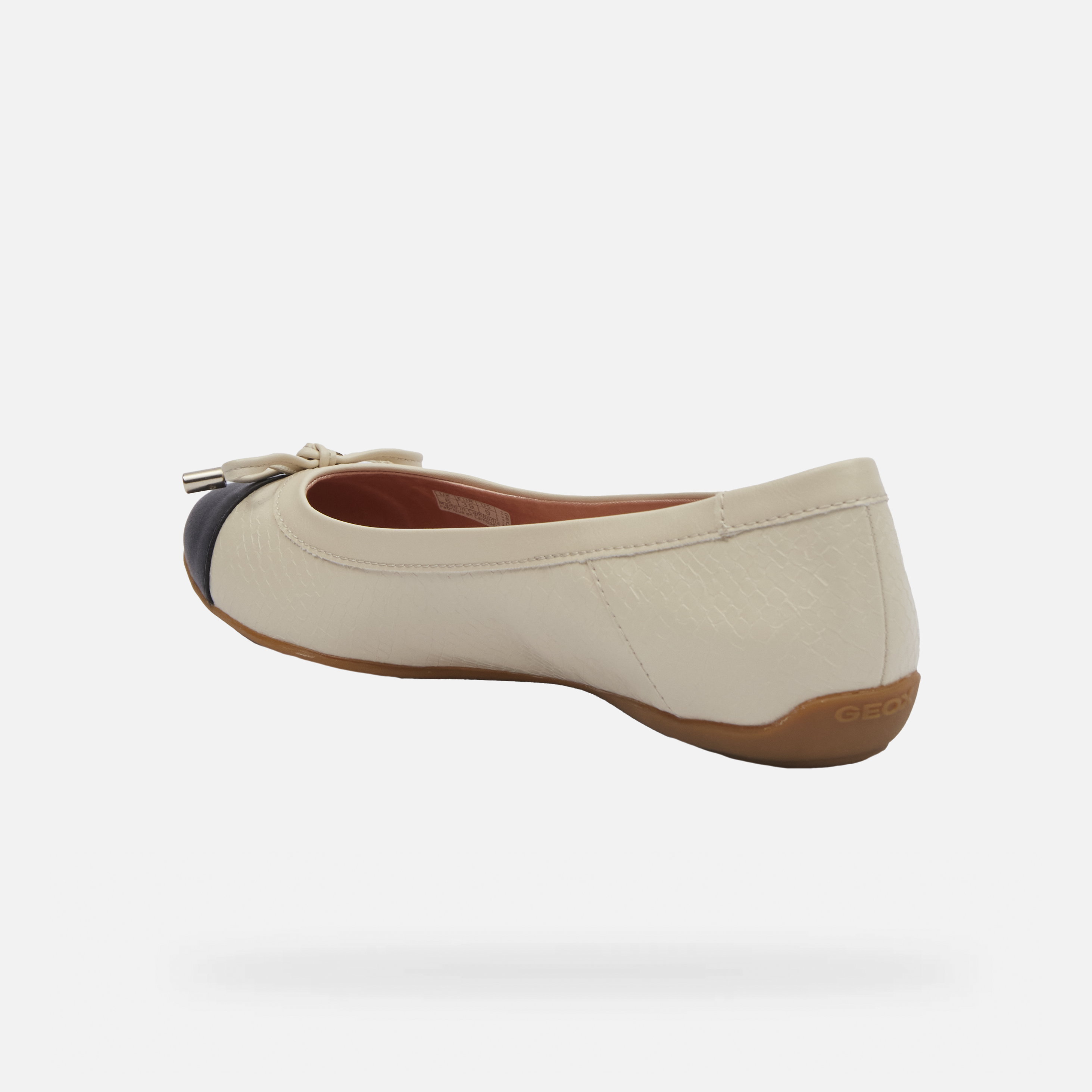 Cream women's ballet flats Geox Charlene - Women's