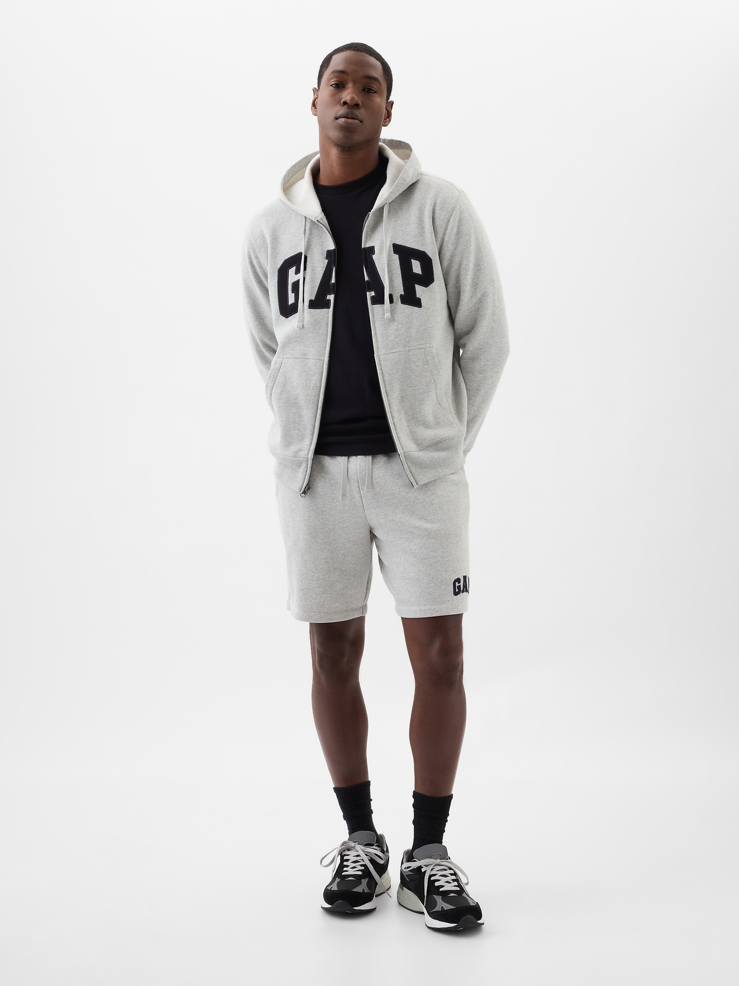 GAP Shorts with Heritage logo - Men&#039;s