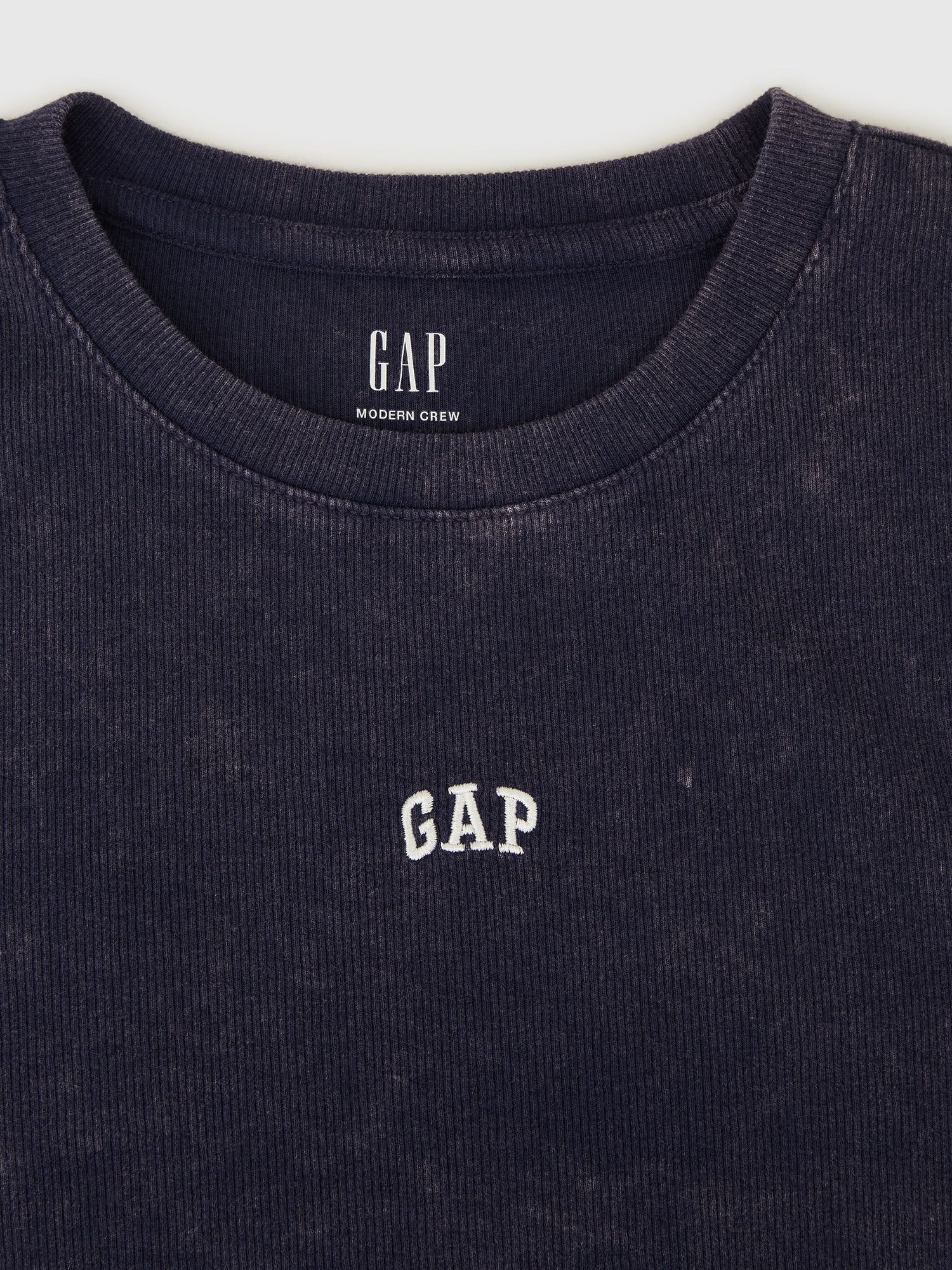 GAP Crop T-Shirt with Americana Logo - Women's
