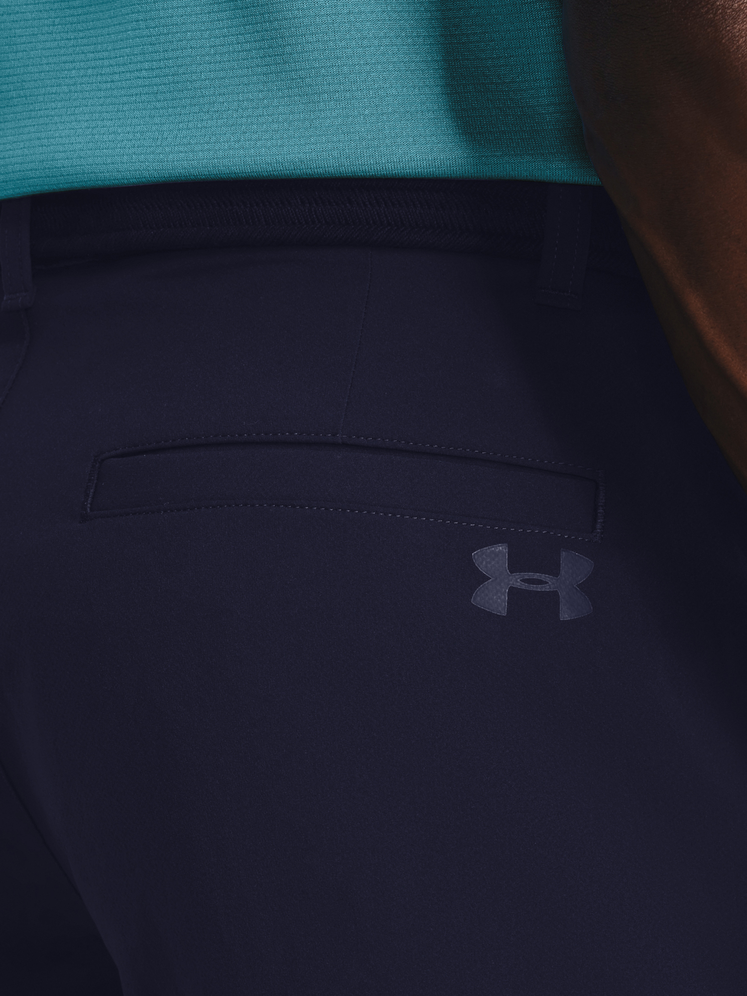 Pantaloni scurti de barbati, Under Armour