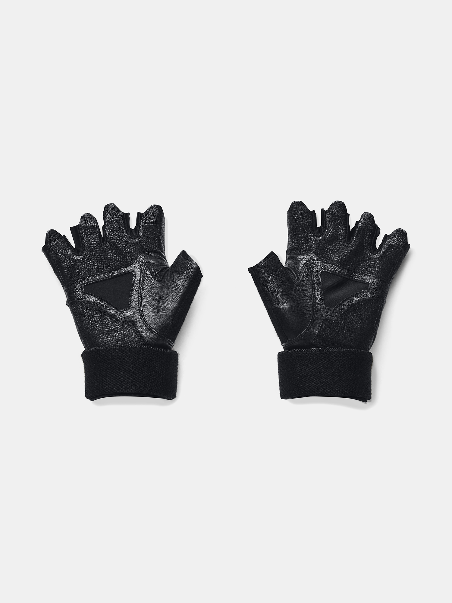 Caciuli, fulare si manusi pentru barbati Under Armour
