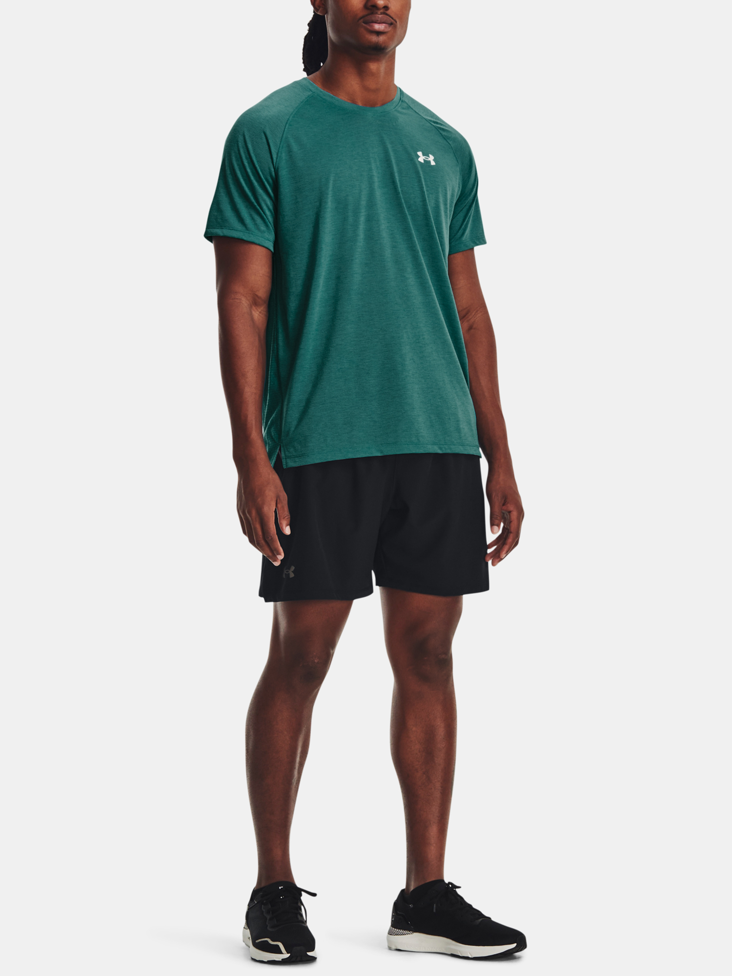 Pantaloni si pantaloni scurti pentru barbati Under Armour - negru