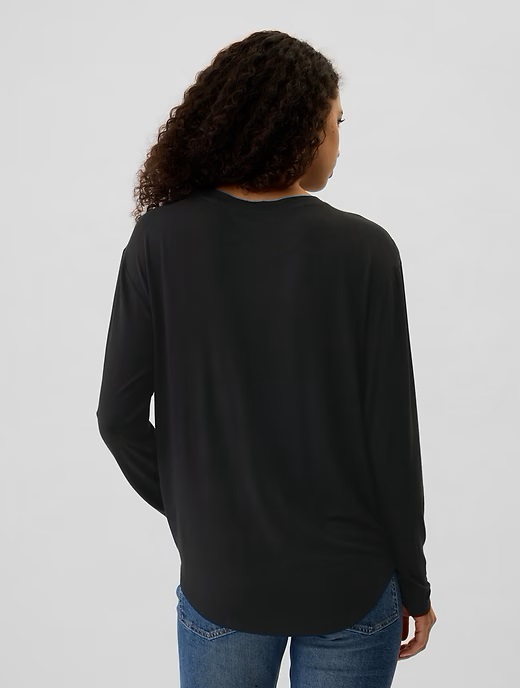 GAP Long Sleeve T-Shirt - Women