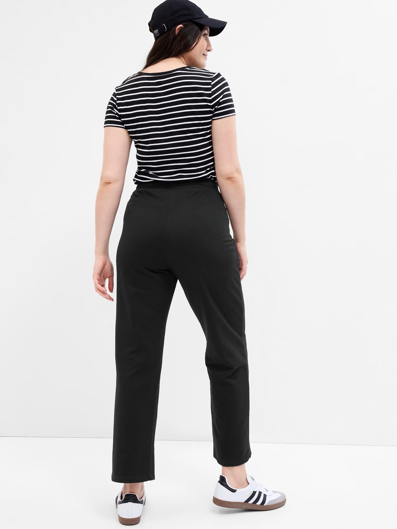 Pantaloni sport pentru femei GAP - negru
