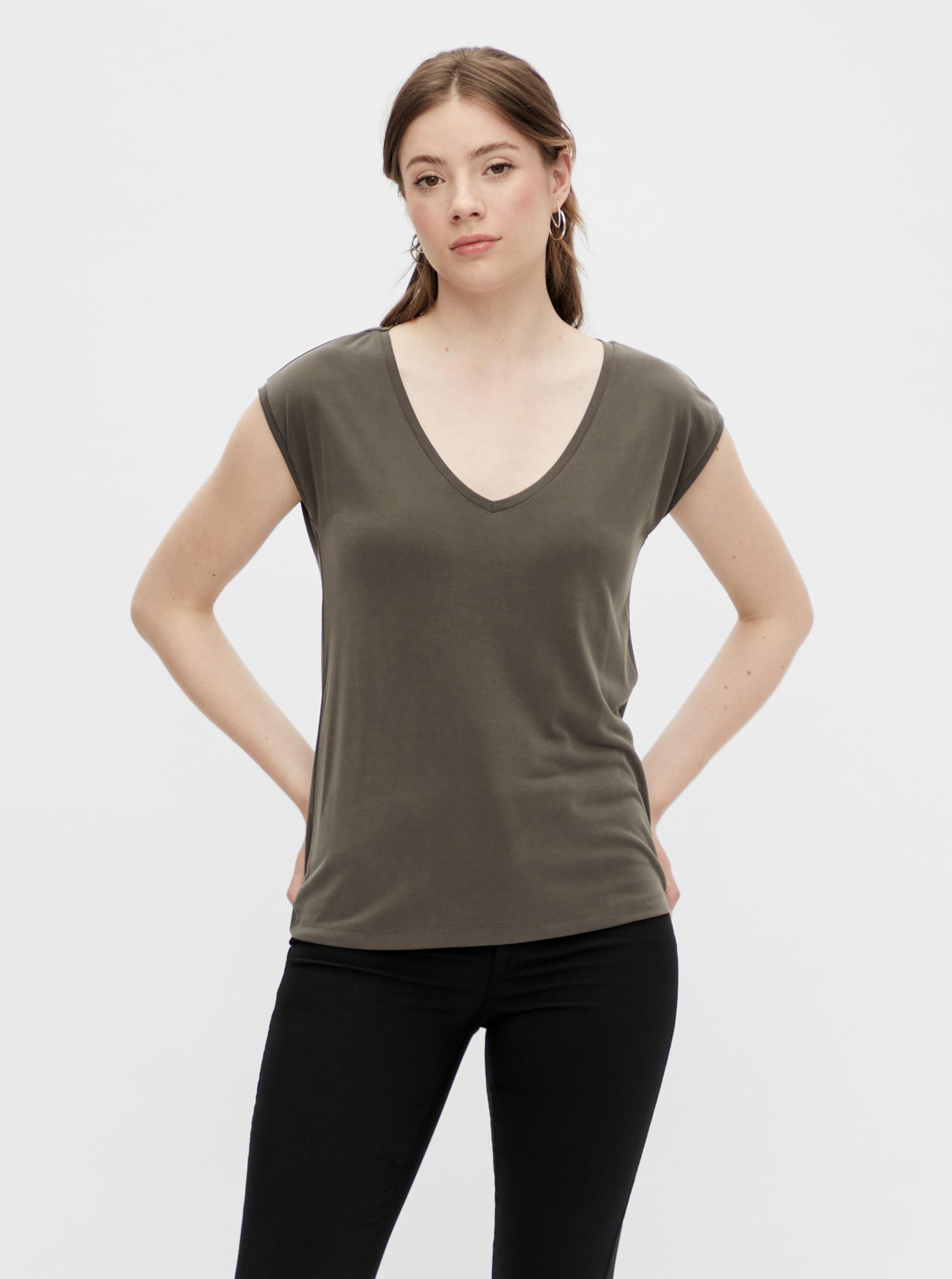 khaki-basic-t-shirt-pieces-kamala-women