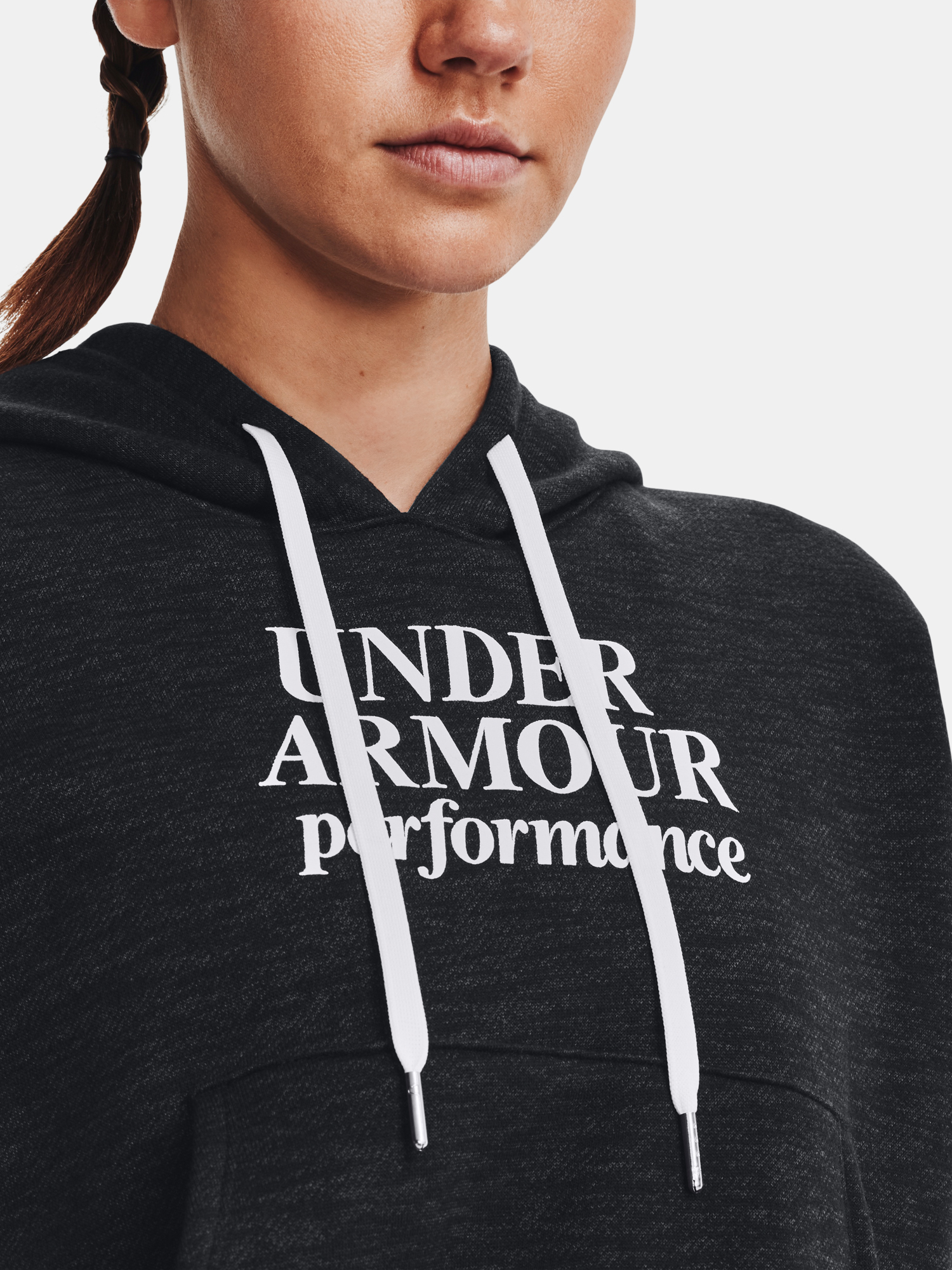 Jachete si tricouri pentru femei Under Armour - negru