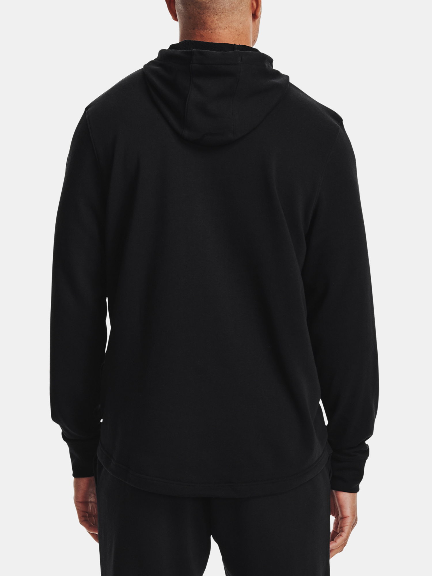 Jachete si tricouri pentru barbati Under Armour