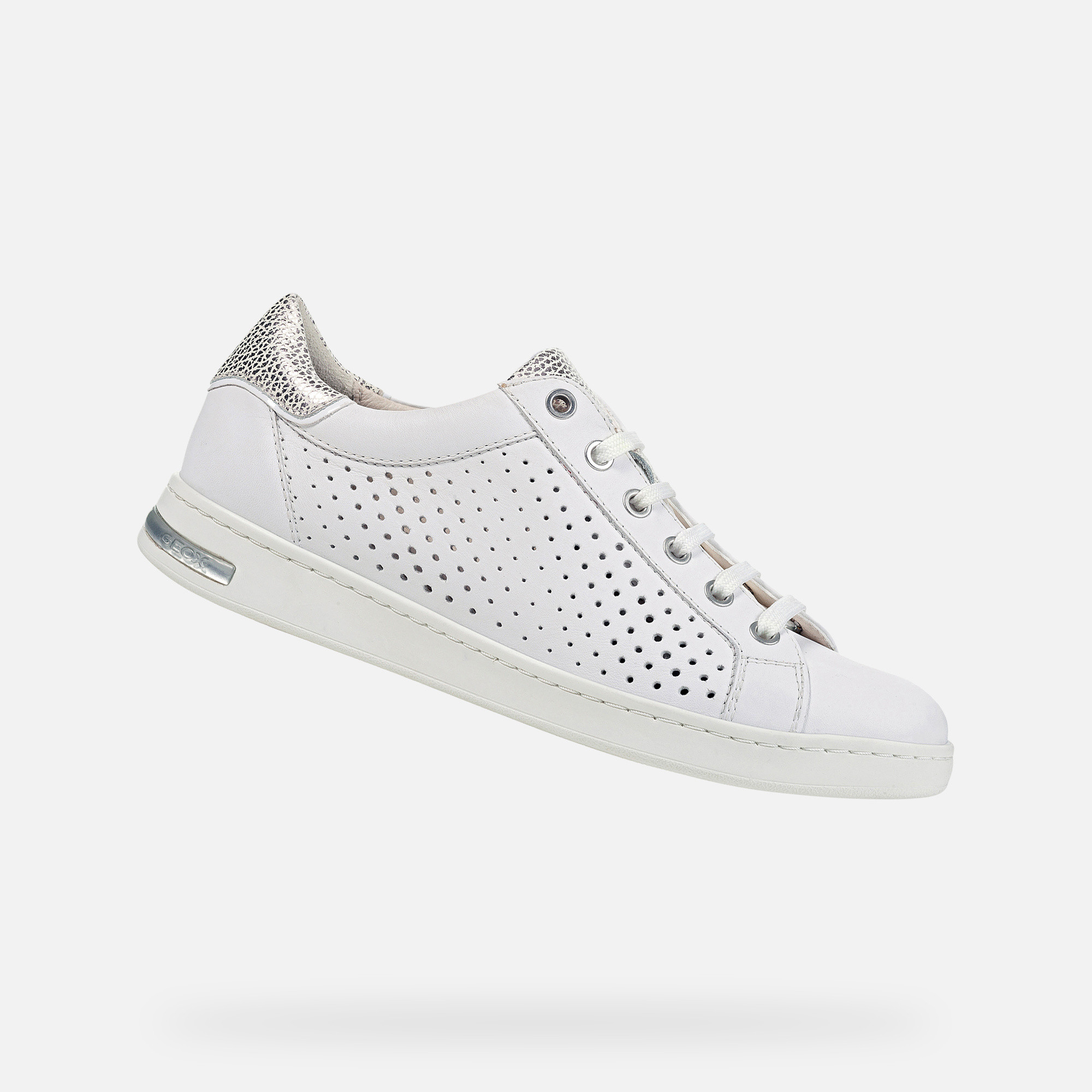 Дамски бели маратонки Geox Jaysen