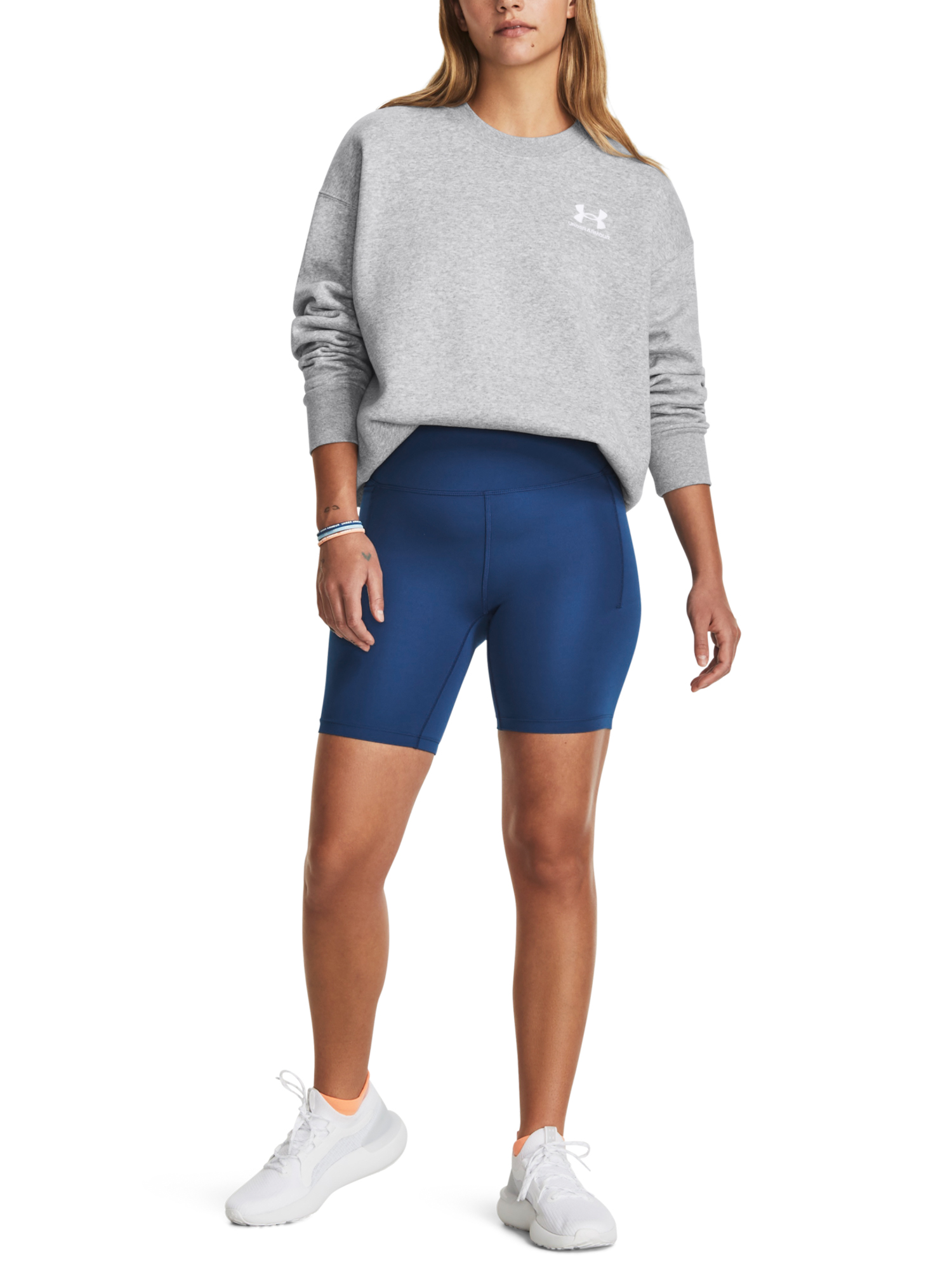 Jachete si tricouri pentru femei Under Armour - gri
