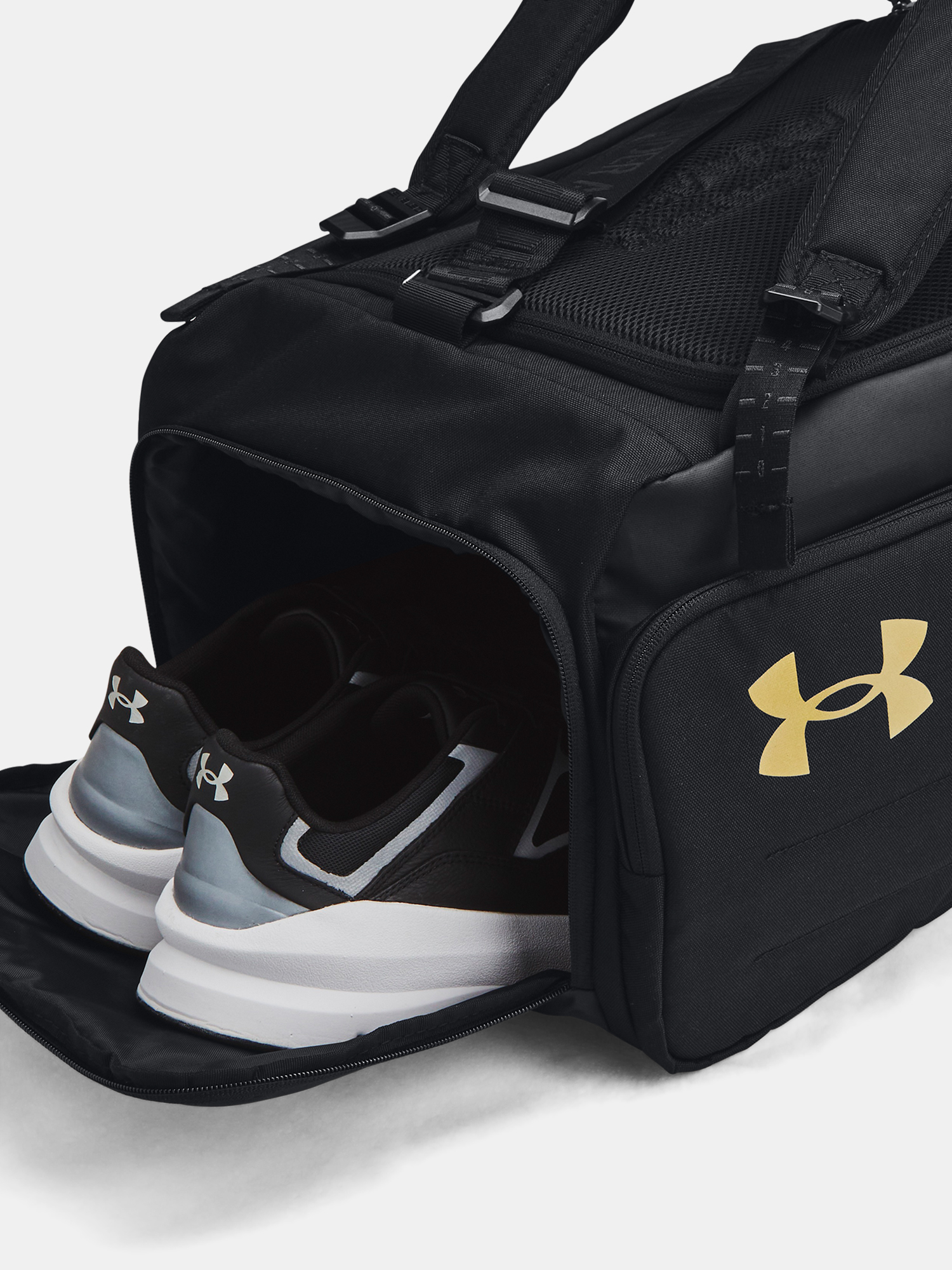 Geanta Under Armour