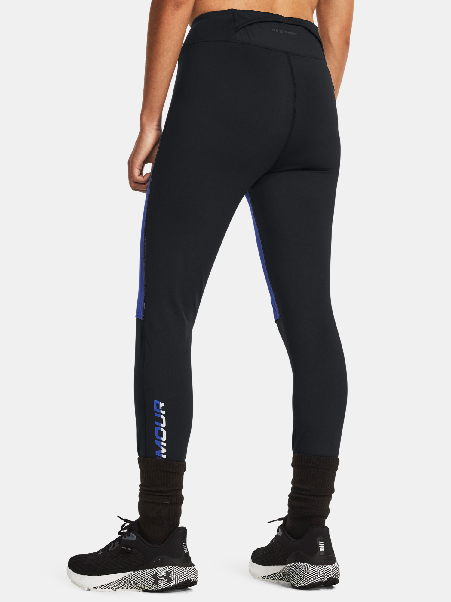 Pantaloni si pantaloni scurti pentru femei Under Armour - negru
