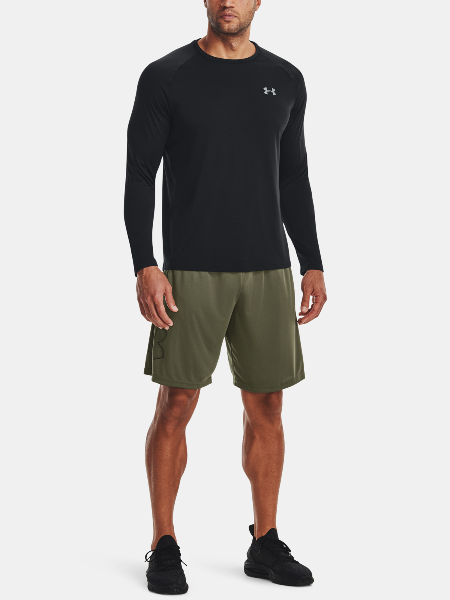 Pantaloni si pantaloni scurti pentru barbati Under Armour - verde