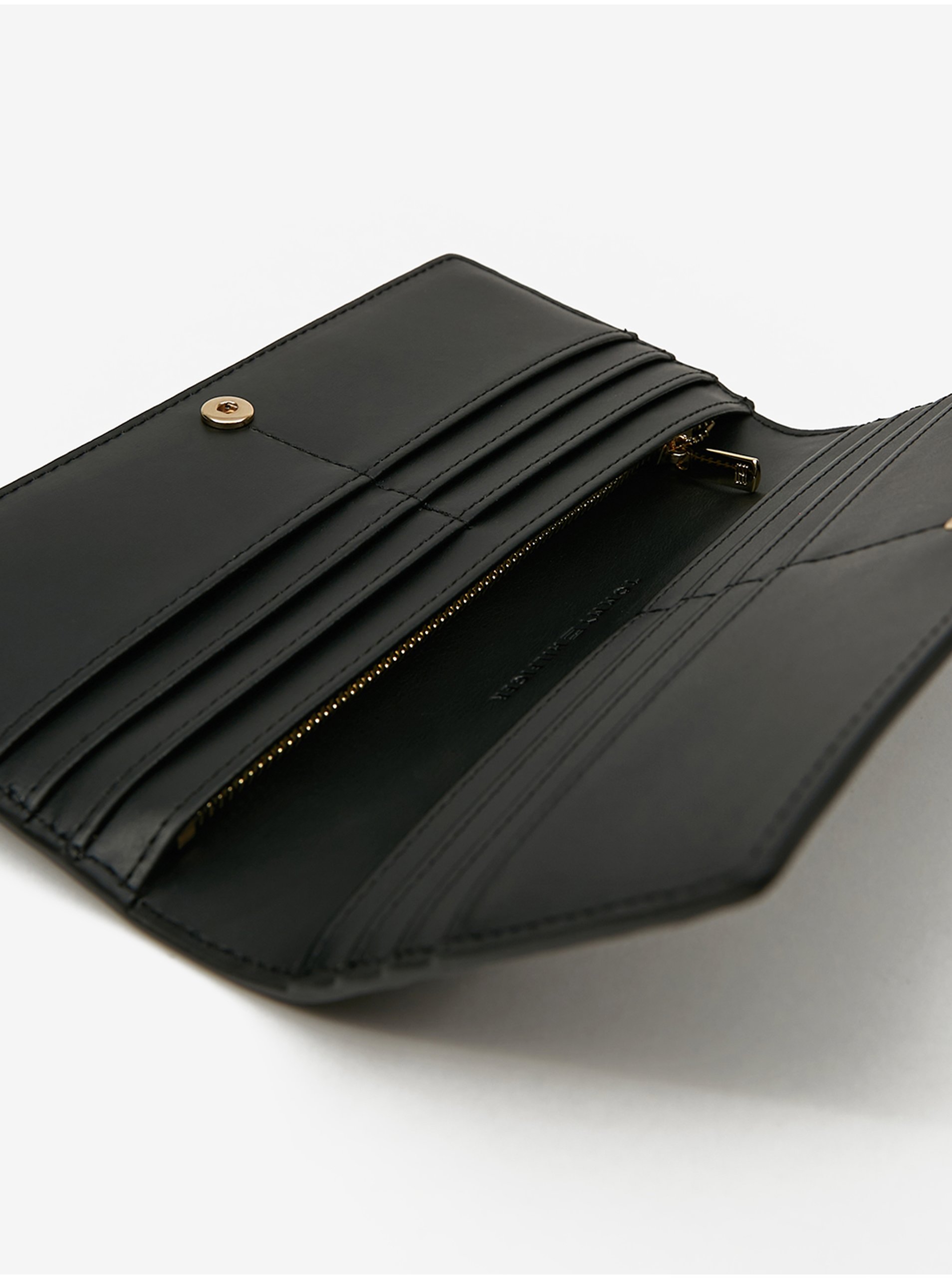 TOMMY HILFIGER WOMEN&#039;S WALLET BLACK