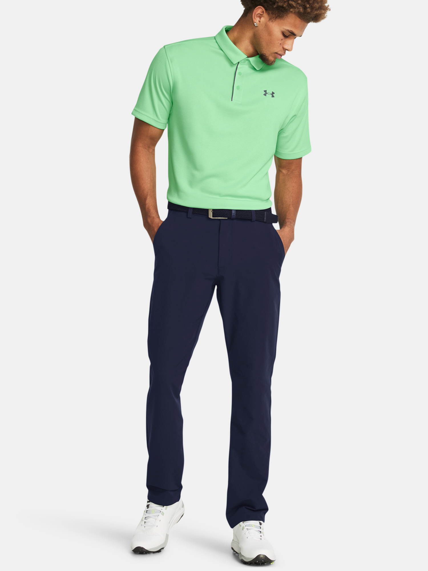 Pantaloni si pantaloni scurti pentru barbati Under Armour - albastru inchis