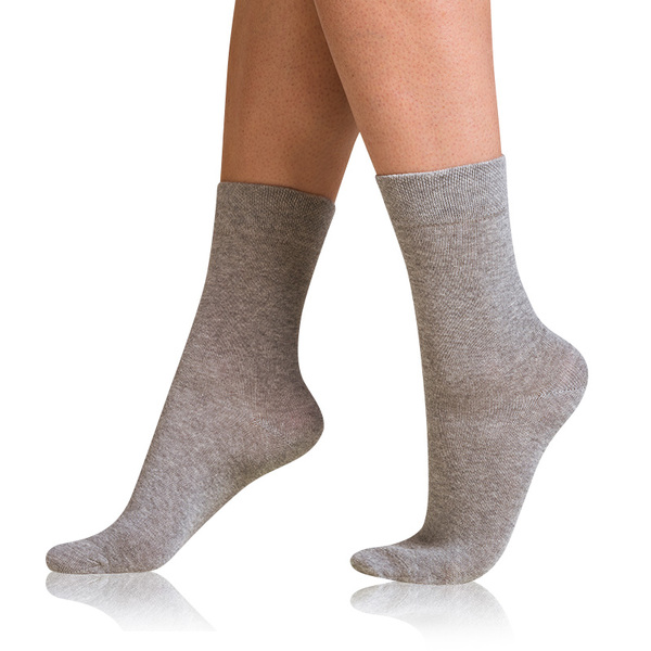 Levně Bellinda 
COTTON COMFORT SOCKS - Women's cotton socks with comfortable hem - gray highlights