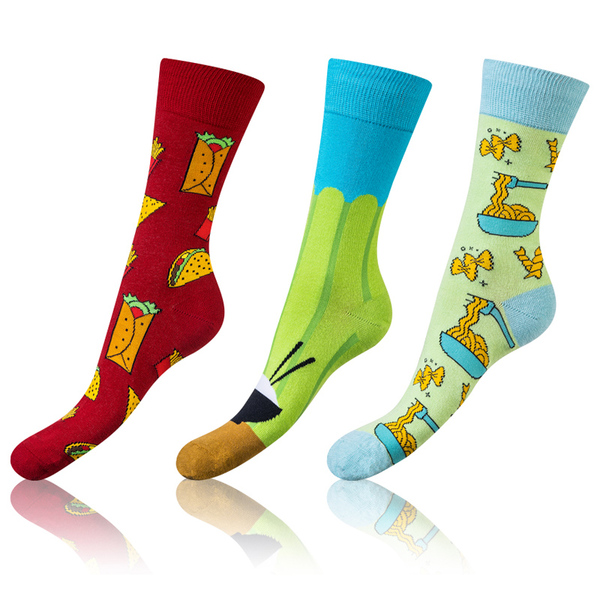 Bellinda 
CRAZY SOCKS 3x - Zábavné crazy ponožky 3 páry - tmavo hnedá - svetlo modrá - svetlo zelená