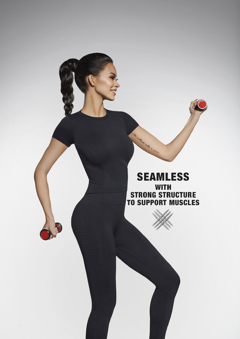 Levně Bas Bleu Seamless sports top CHALLENGE-TOP 50 with special material structure to support muscles