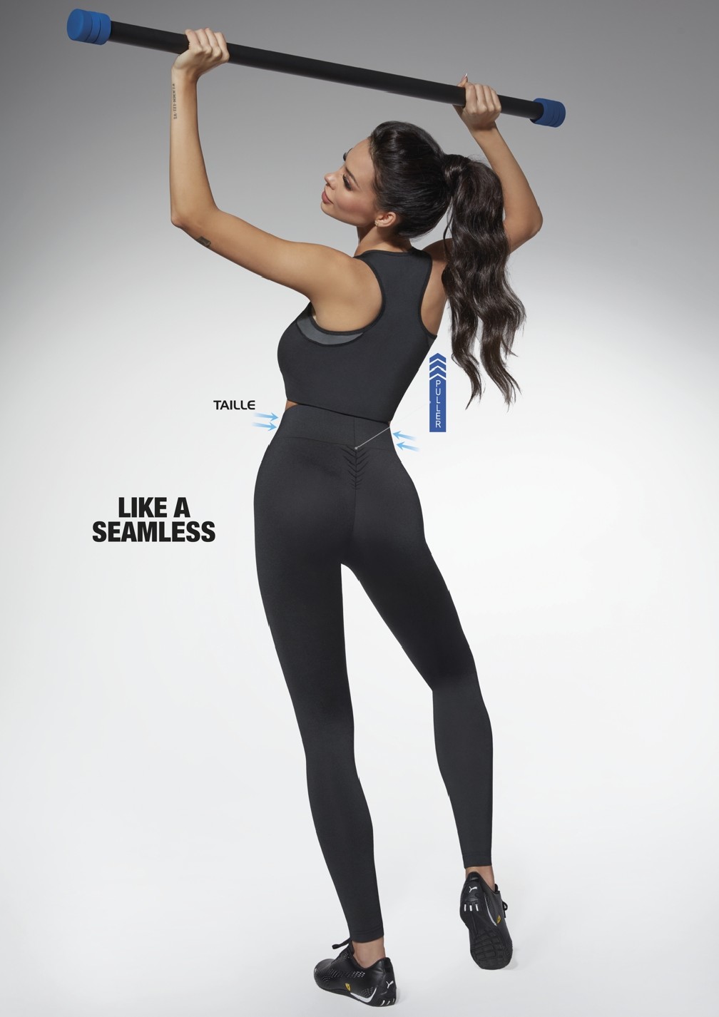 Bas Bleu PERFECTBODY seamless sports leggings with wasp waist and ribbing emphasizing the buttocks