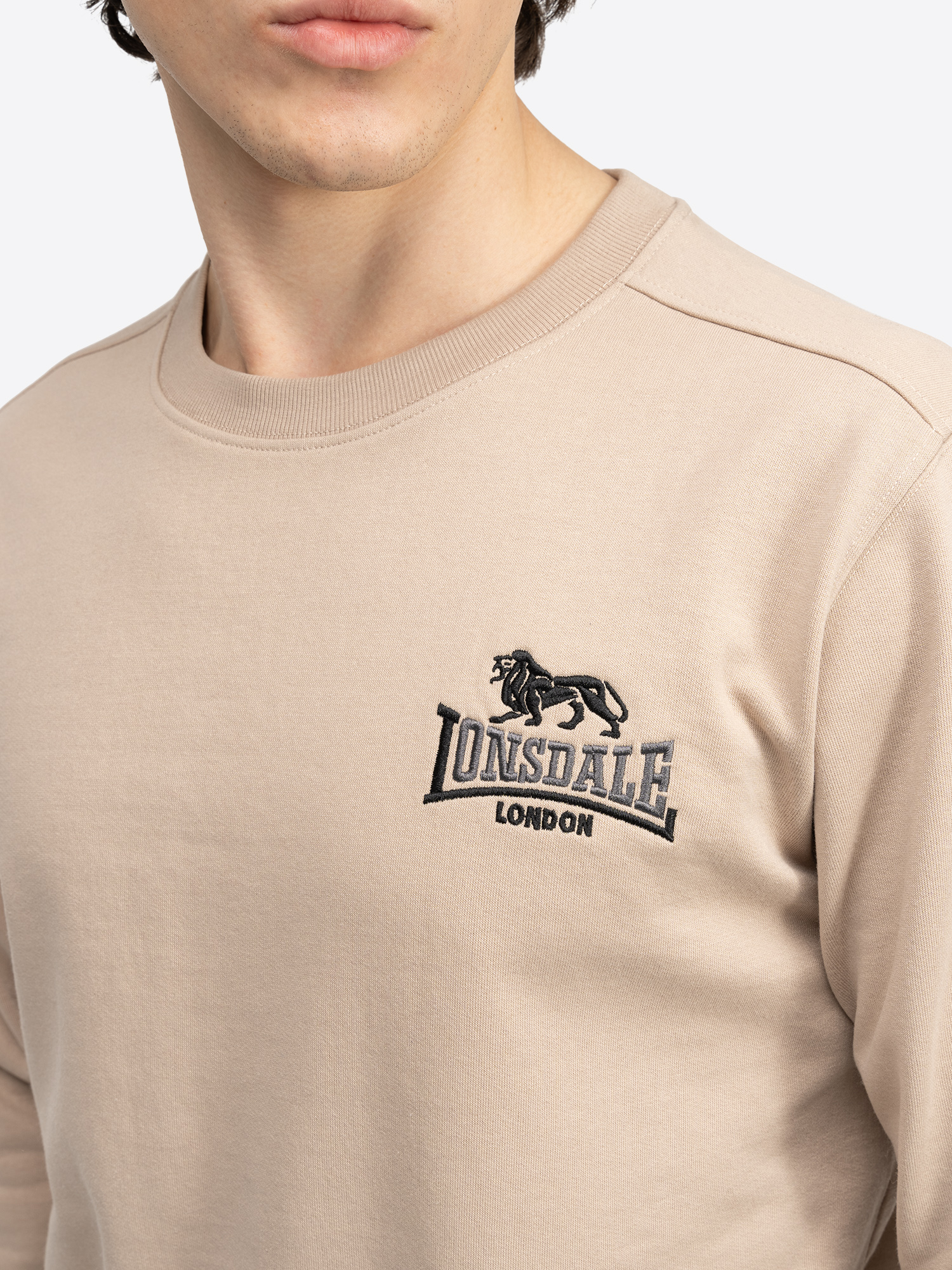 Lonsdale Men's crewneck sweatshirt slim fit
