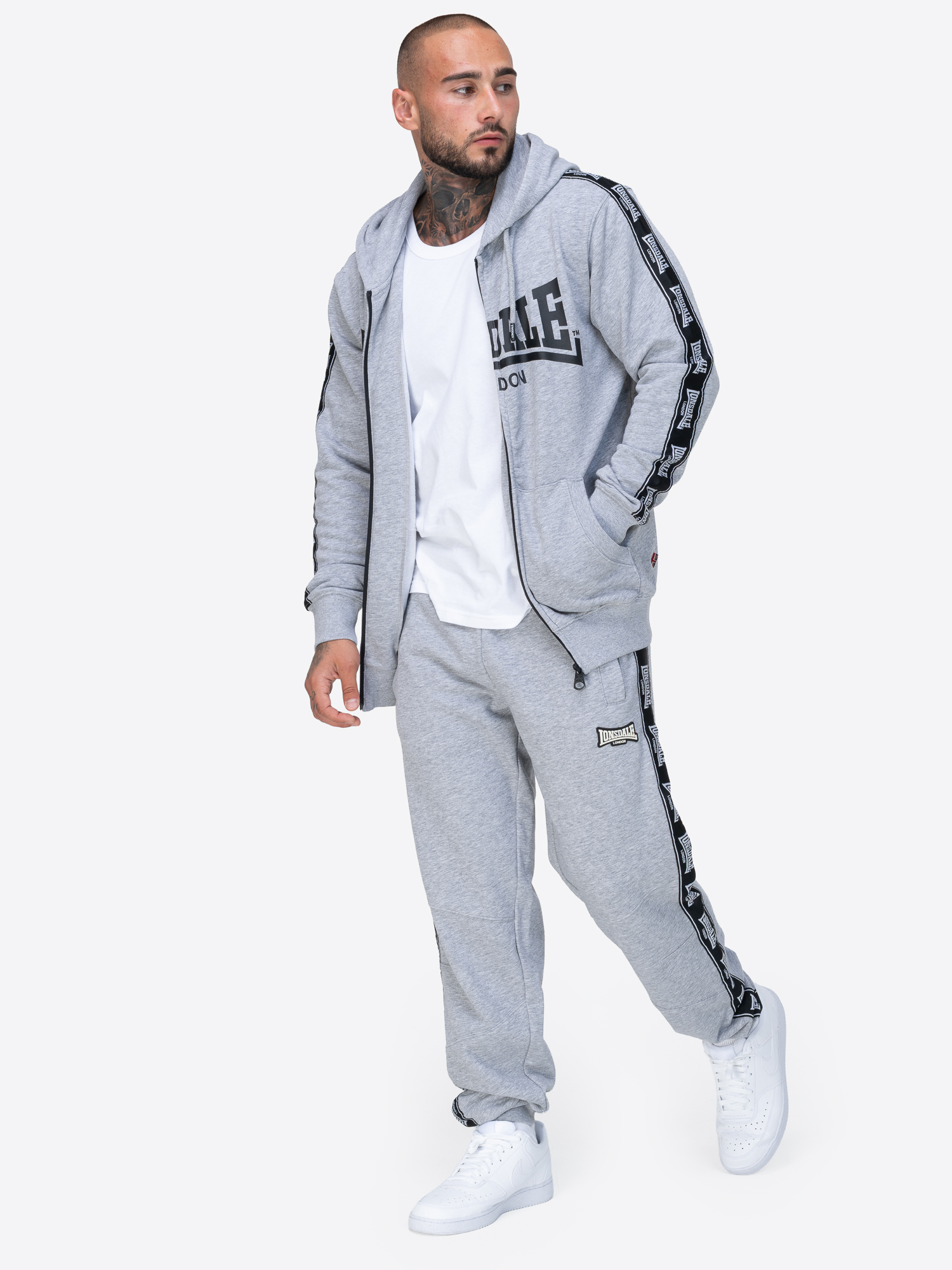 Lonsdale Men&#039;s jogging pants slim fit