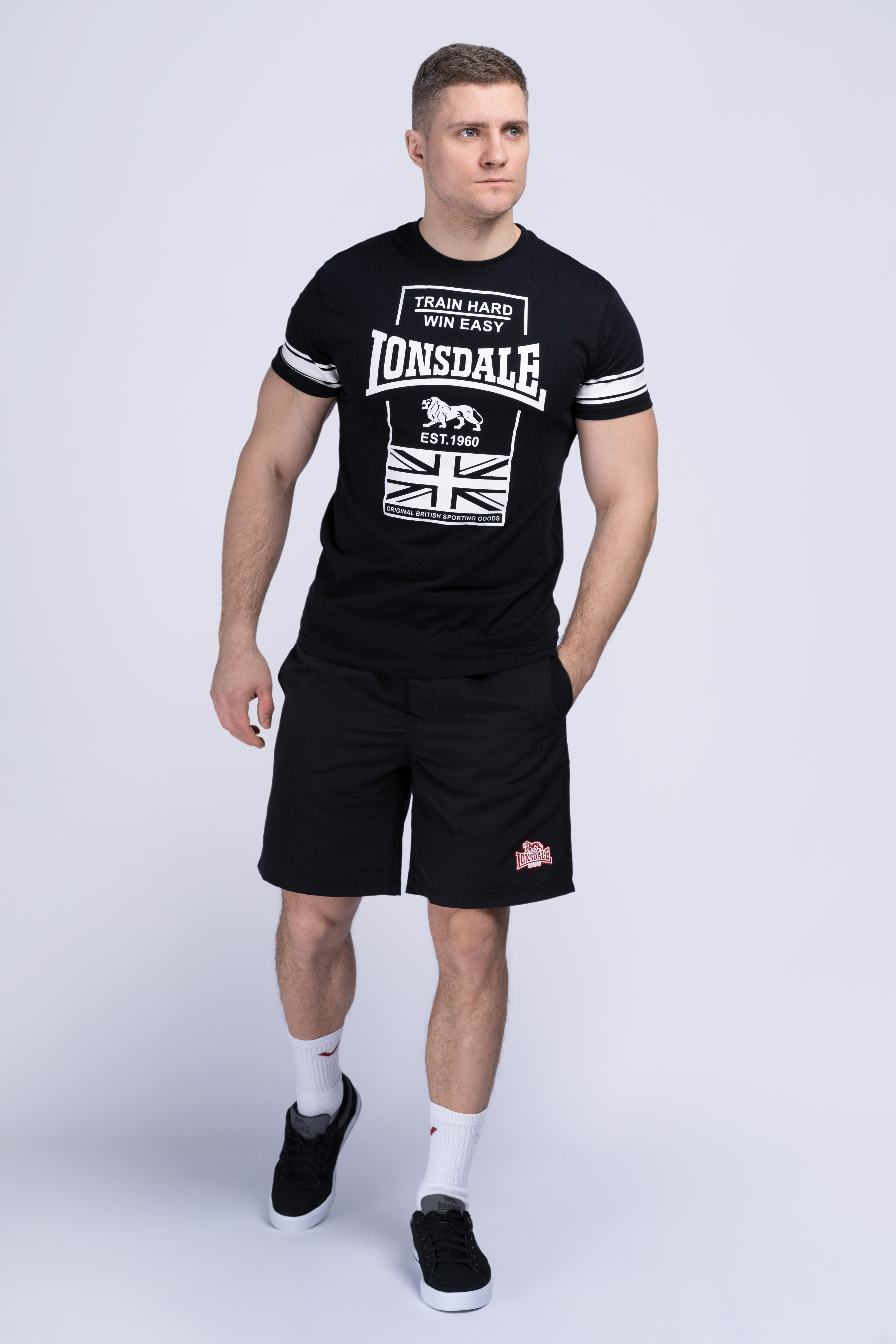 Pantaloni scurti de barbati, Lonsdale 117245-Black/White/Red