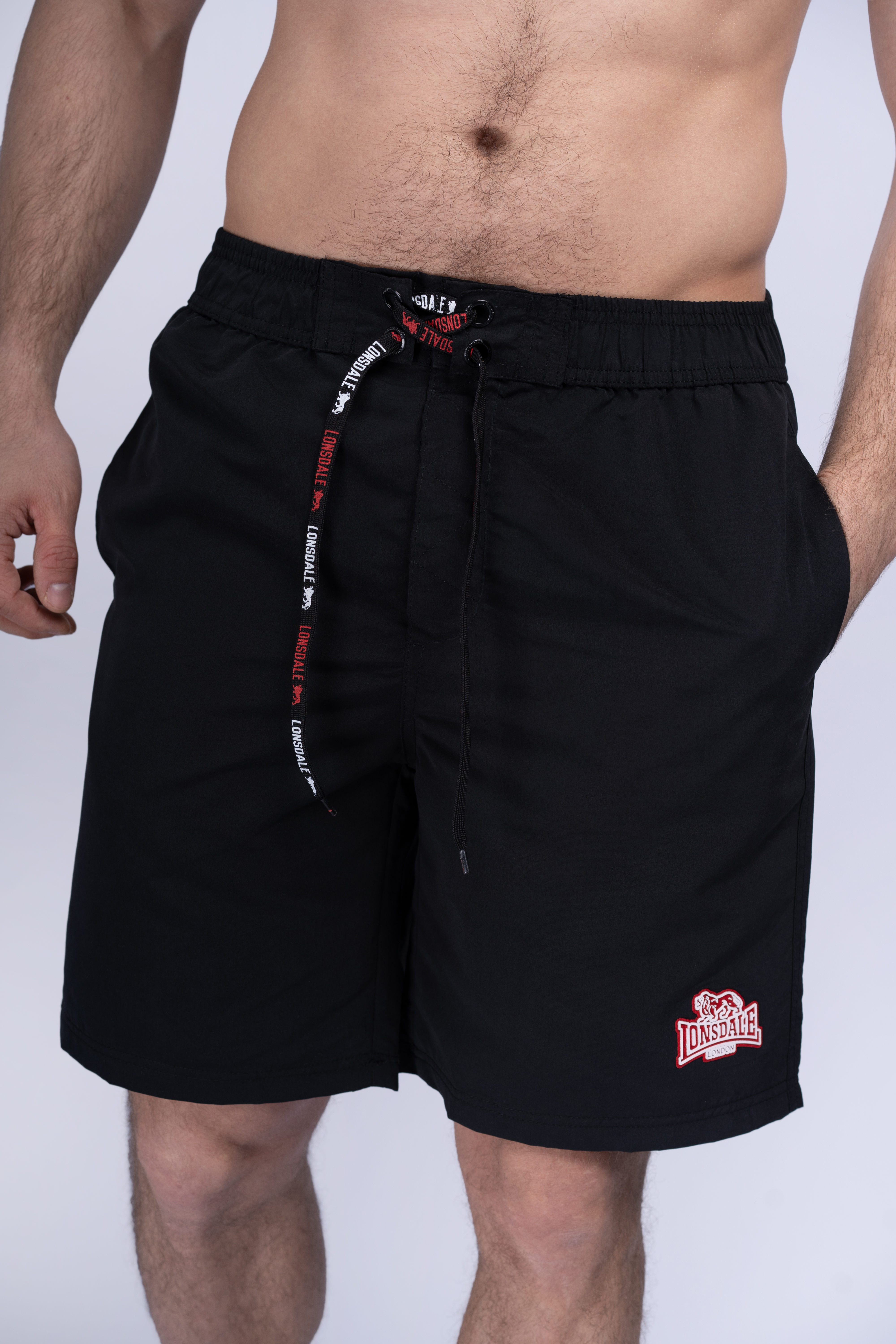 Pantaloni scurti de barbati, Lonsdale 117245-Black/White/Red