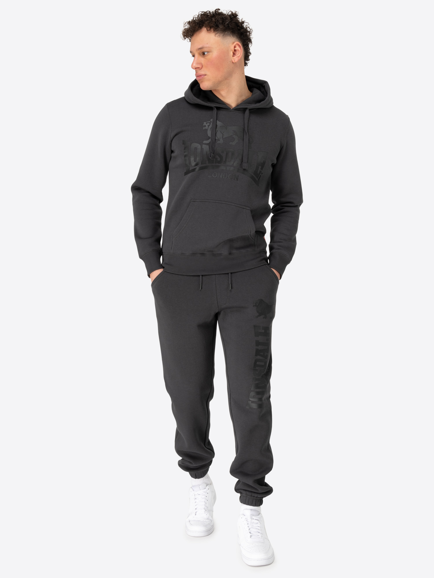 Lonsdale Men's jogging pants slim fit