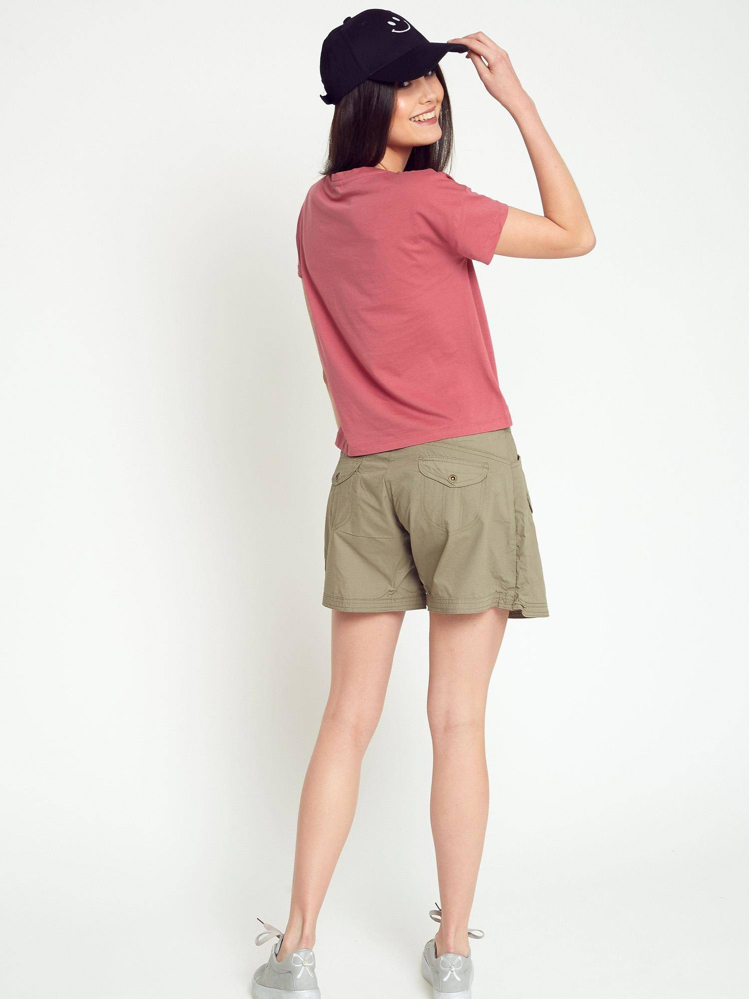 Yups khaki shorts wmu0445. R69