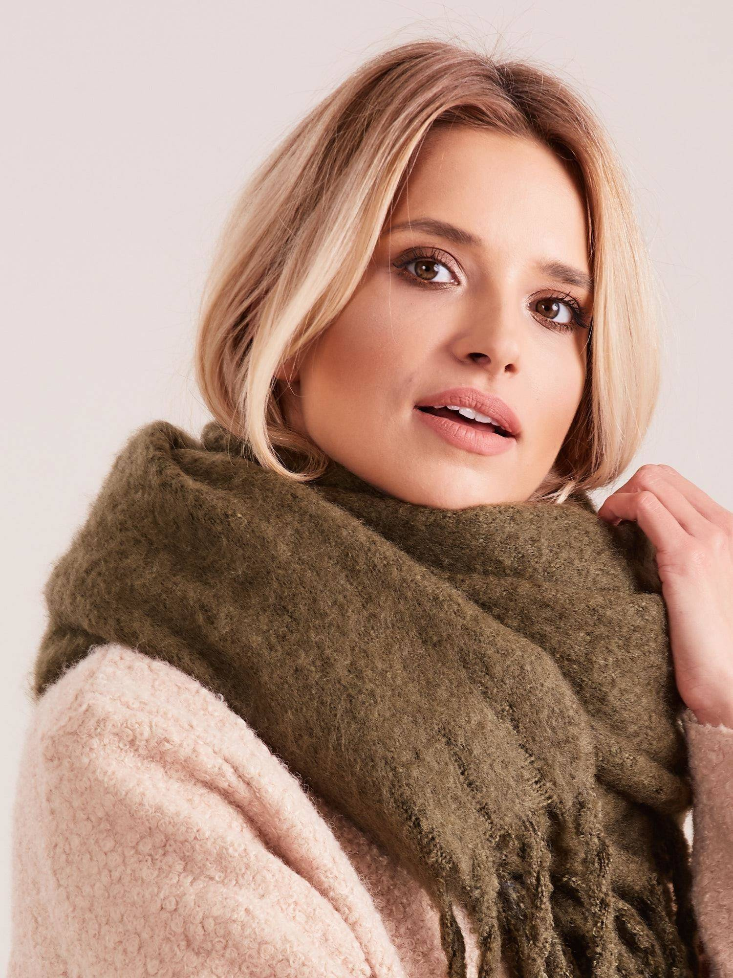 Scarf green Yups bx4258. R10