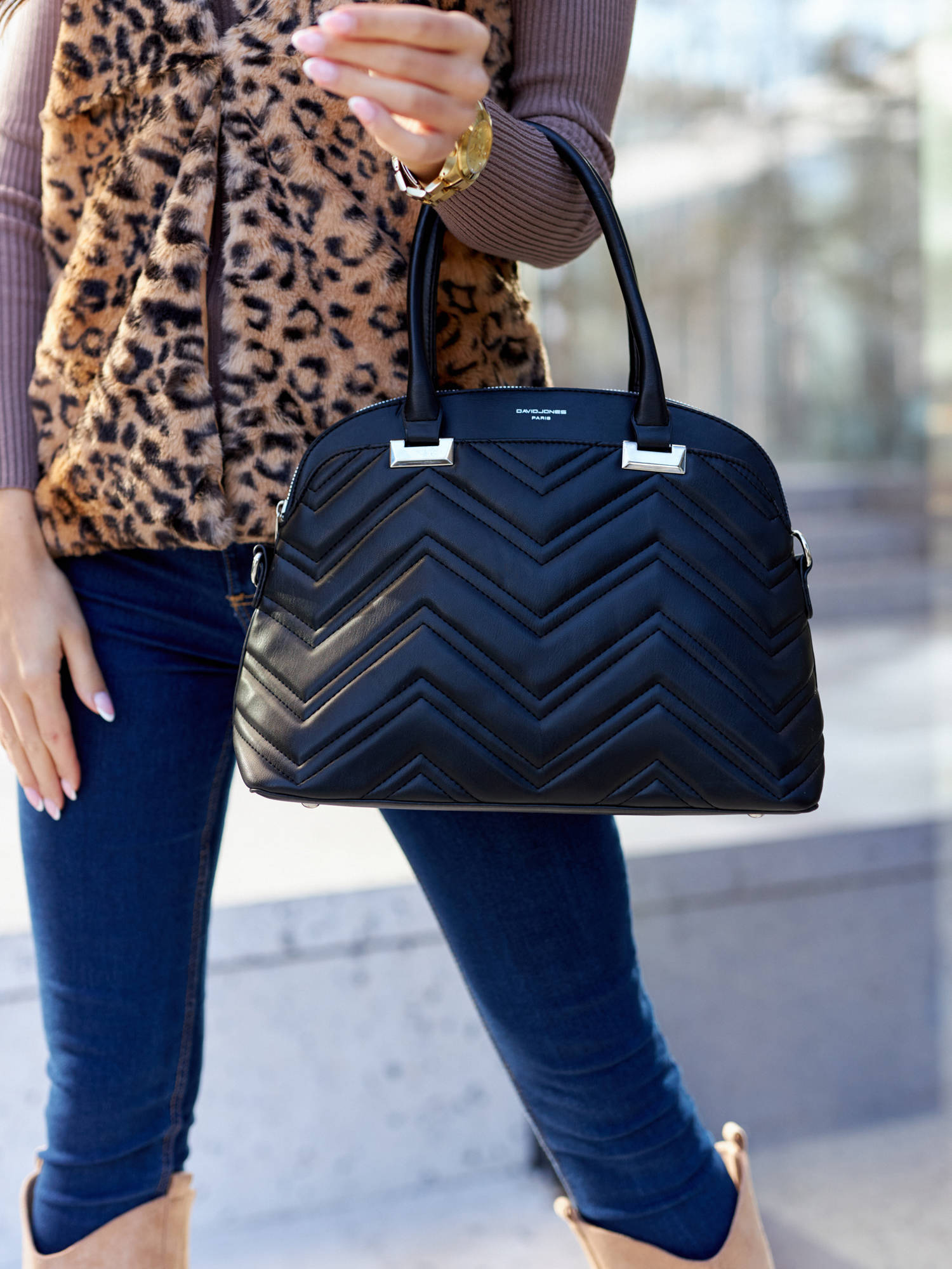 Brown vest Yups DT-031. R59