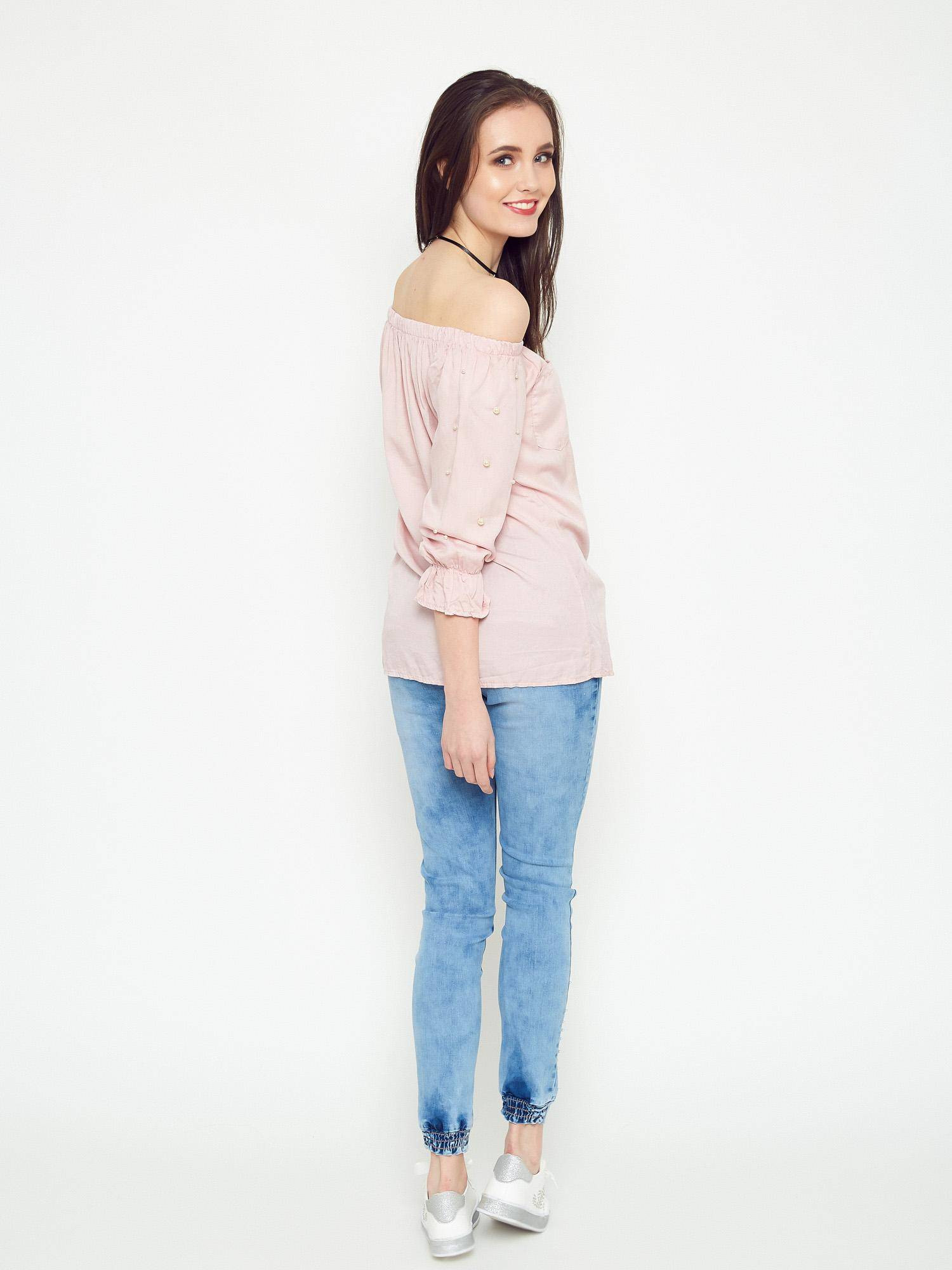 Blouse with pearls revealing shoulders light pink