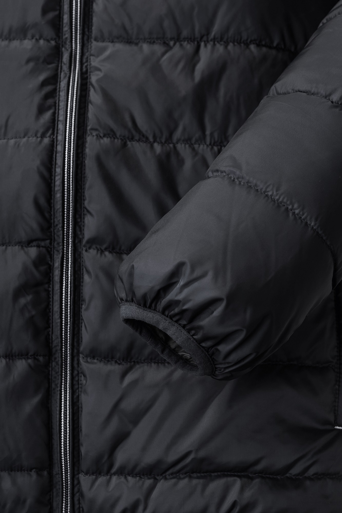 Black Men&#039;s Nano Jacket Russell