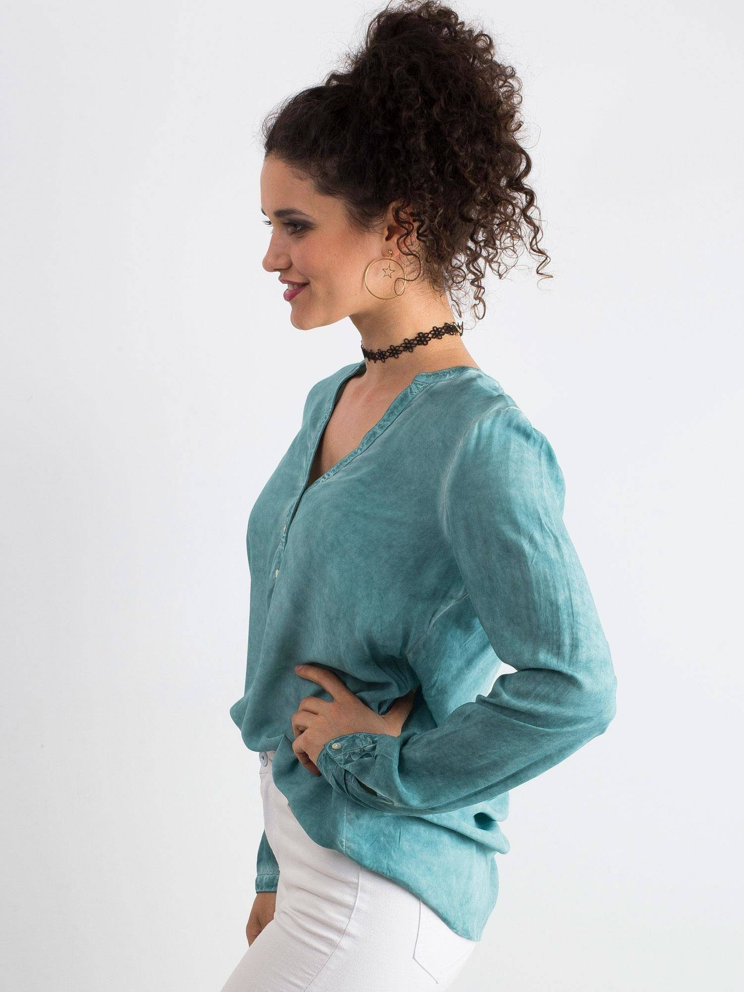 Green shirt Yups cmu0547. R47