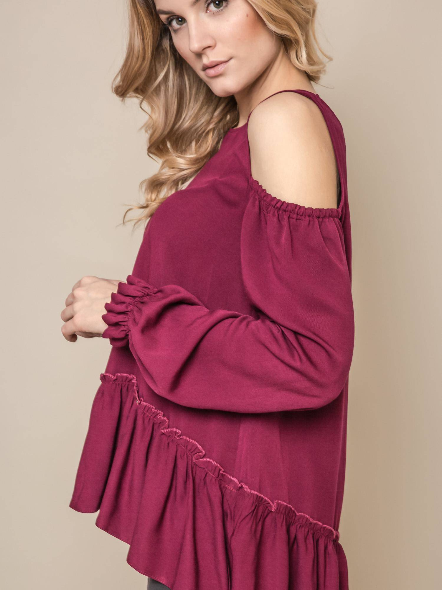Blouse ONE revealing shoulders burgundy
