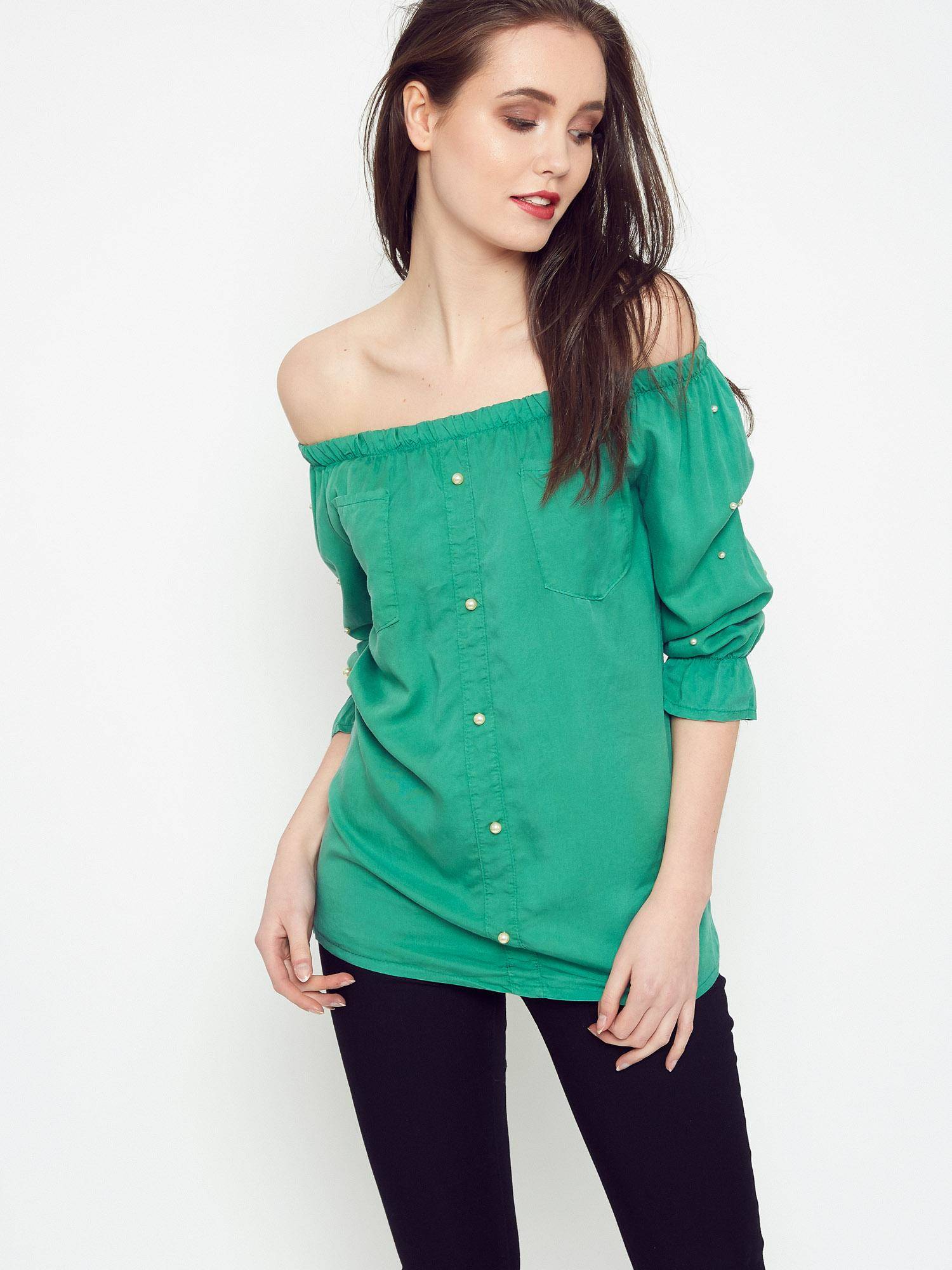 Blouse with pearls revealing shoulders green